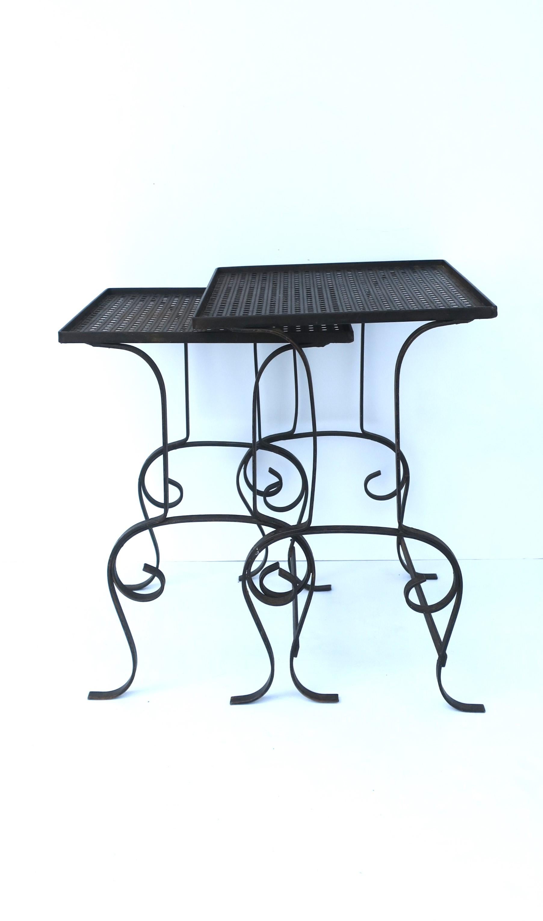 Outdoor Side Drinks Nesting Tables with Metal Cane Tops, Set/Pair For Sale 4