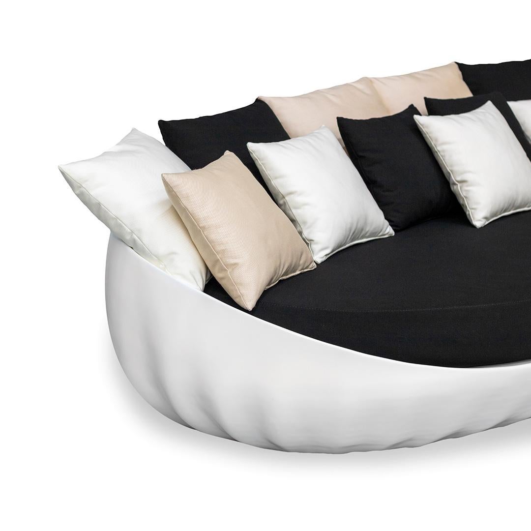 Modern Outdoor Sofa with Weather Resistant Black Fabrics and White Lacquered Structure For Sale