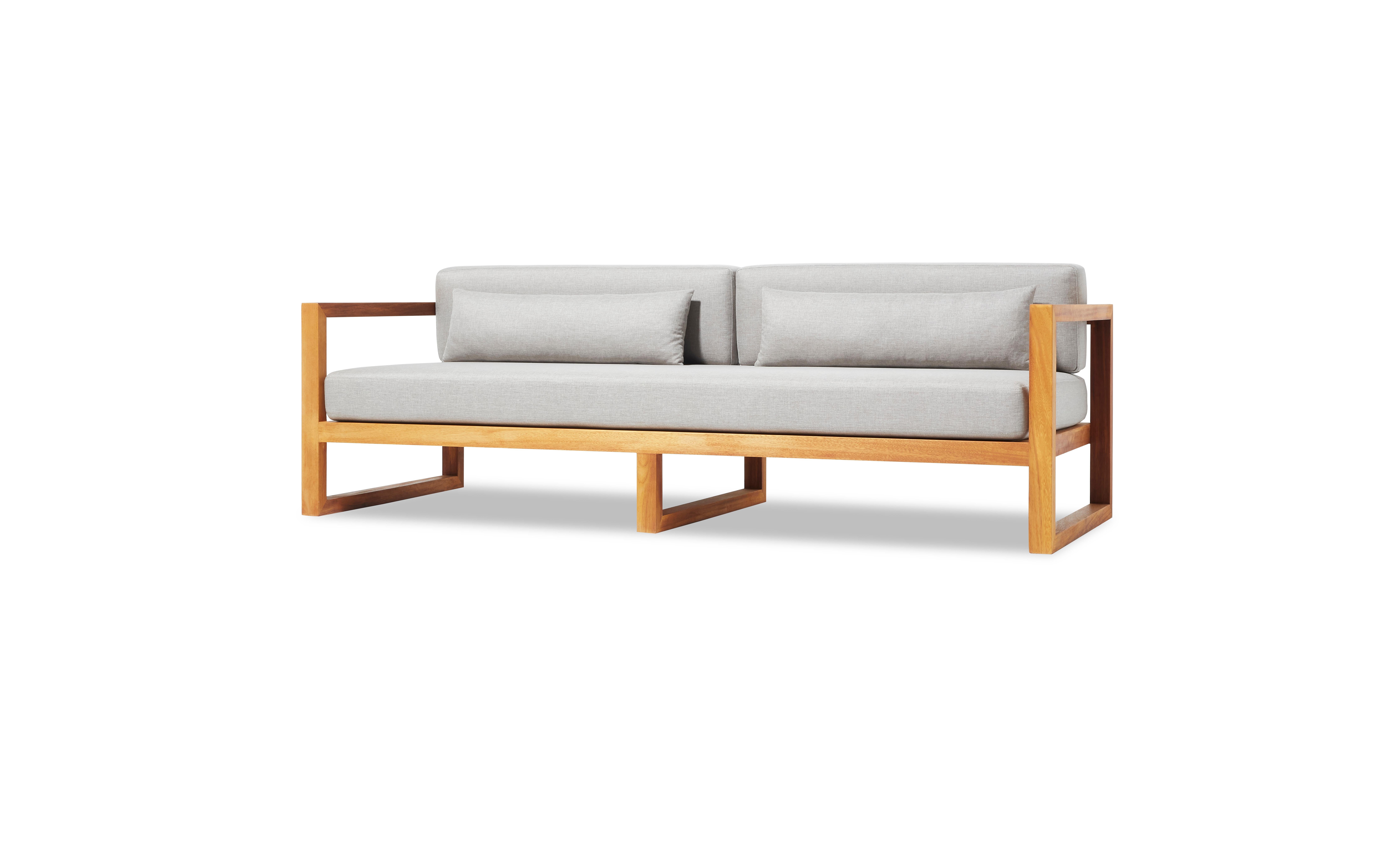 Crafted for enduring outdoor elegance, the Gusto Sofa brings architectural simplicity and robust comfort to any garden, terrace, or veranda. Made from premium-grade Iroko wood, this chair is naturally resistant to moisture and decay, ensuring