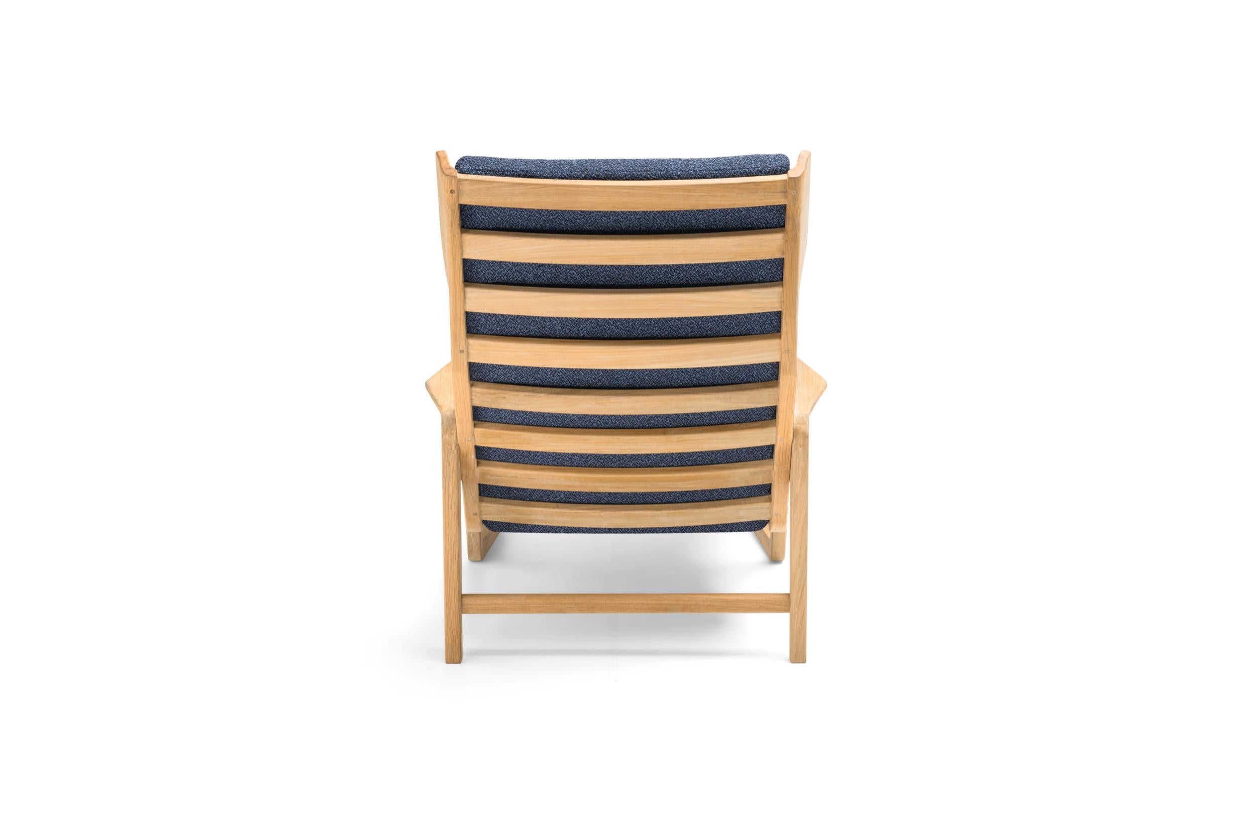 Unknown Outdoor Solid Wood Blue fabric Armchair Molteni&C by Giò Ponti Design D.150.5 For Sale