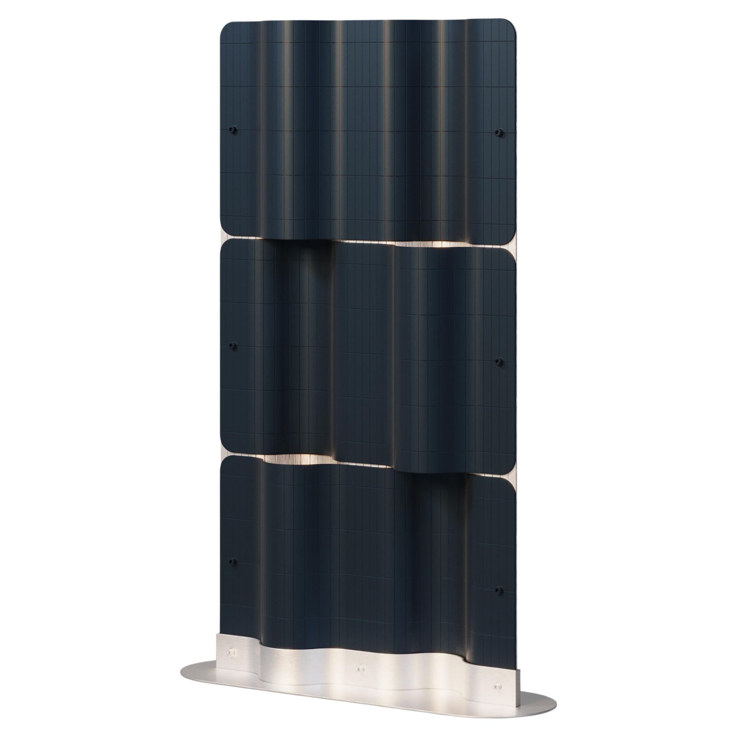 Outdoor Planter in Stainless Steel with Durable Outdoor Resistant Finishes For Sale