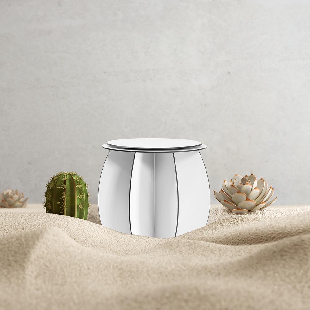 Lo sgabello Cholla, disegnato da Florence Bourel, è un mobile versatile adatto agli spazi interni, ai balconi soleggiati o alle piscine.

Cholla incarna un ottimismo naturale con la sua forma ispirata ai cactus, caratterizzata da linee morbide e