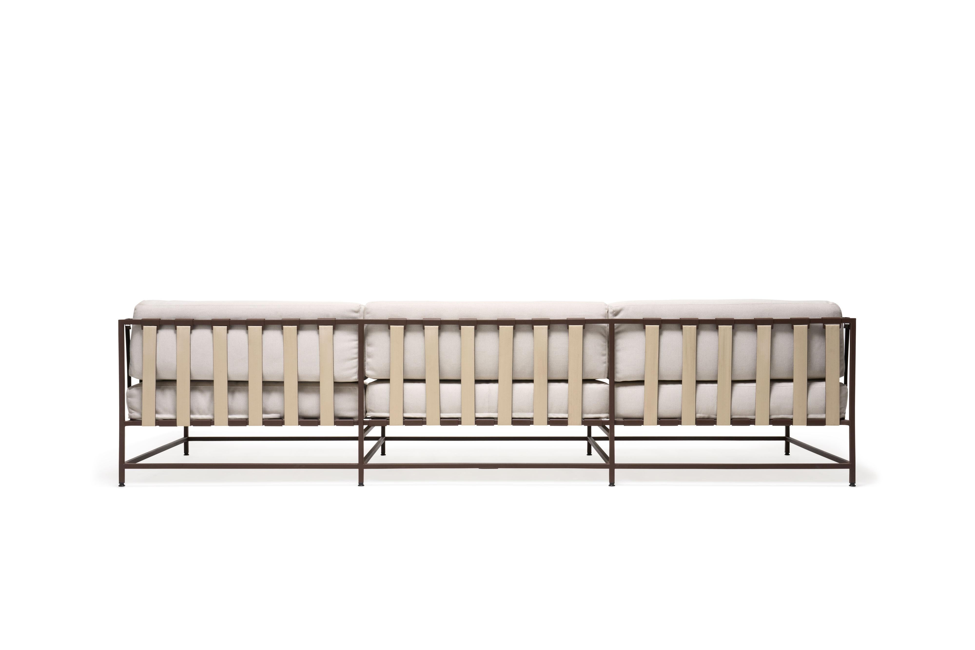 Sunbrella-Sofa für draußen, cremefarben & marmoriert, rostfarben (Moderne) im Angebot