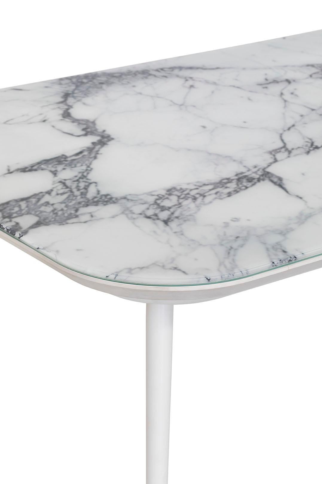 Outdoor-Tisch, Metall, konische Beine, matt lackierte Kunstglasplatte, anpassbar (Italienisch) im Angebot