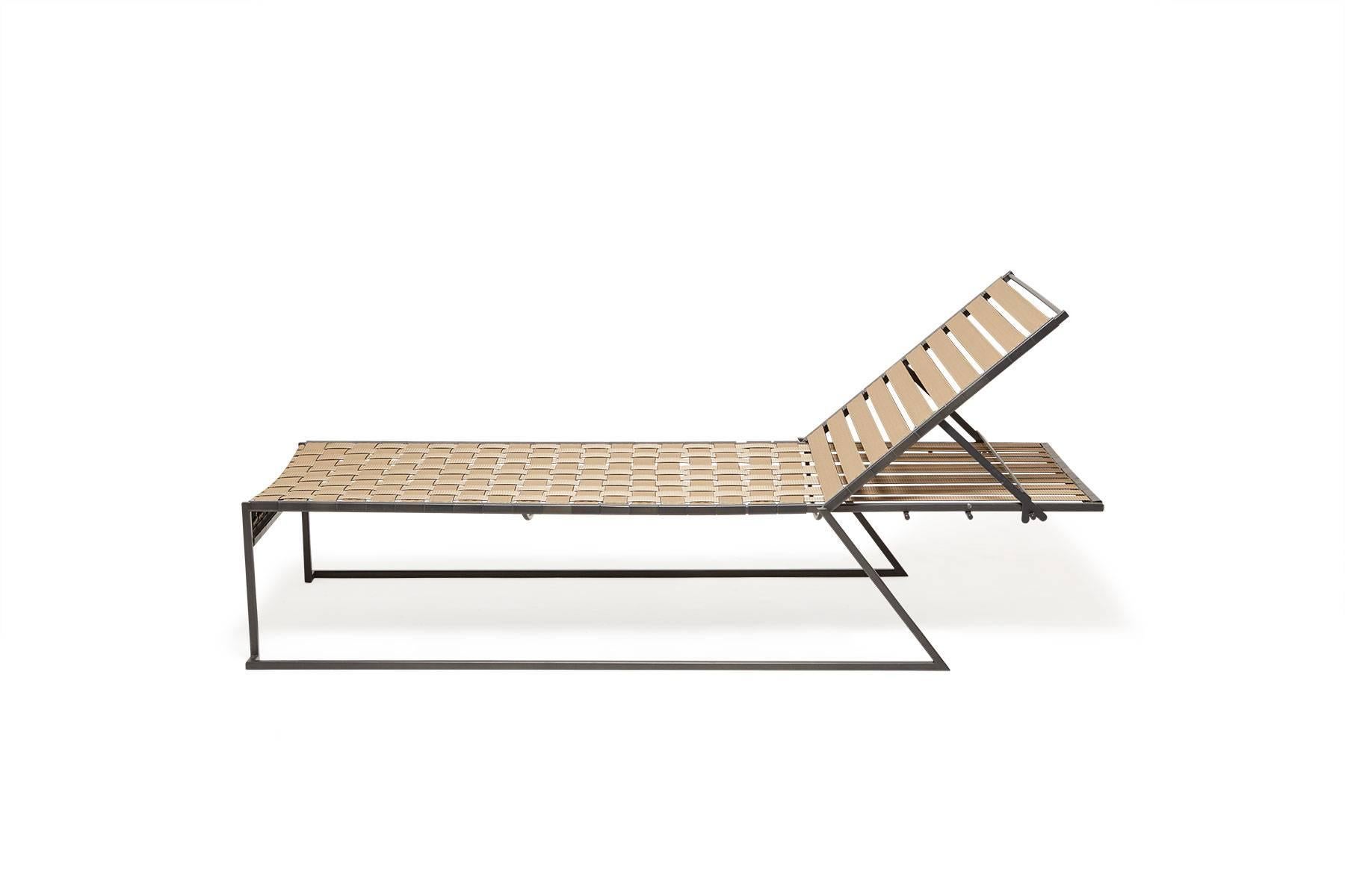 Outdoor Tan and Charcoal Pool Chaise In New Condition For Sale In Los Angeles, CA