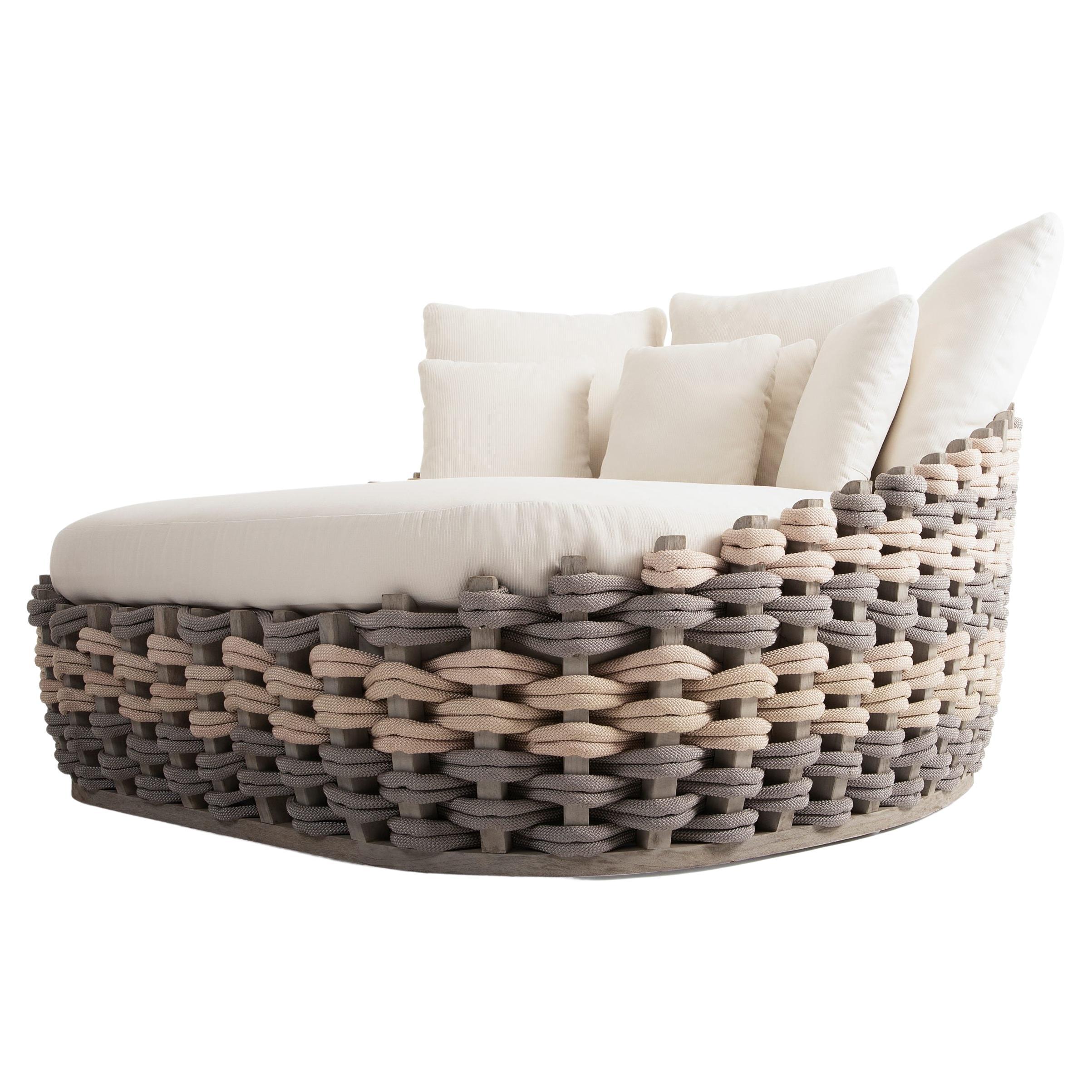 The Structure: Teak wood – Aluminum: Antioxy, heavy load, anti-scratch easy clean. Weaving Round 18mm. Fixed Upholstery 100% Polyester. High Tenacity, Low shrinkage filament yarn made of 100% polyester, easy clean.
Cushion: High quality quick dry