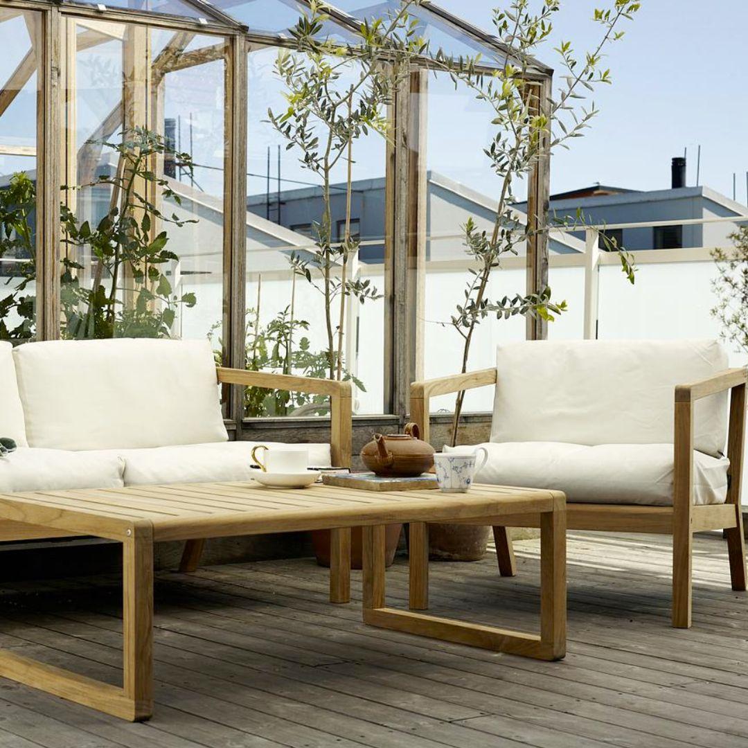 Outdoor 'Virkelyst' chair in teak and white fabric for Skagerak

Skagerak was founded in 1976 by Jesper and Vibeke Panduro, who took inspiration from their love of Scandinavian design and its rich tradition. The brand emphasizes sustainability by