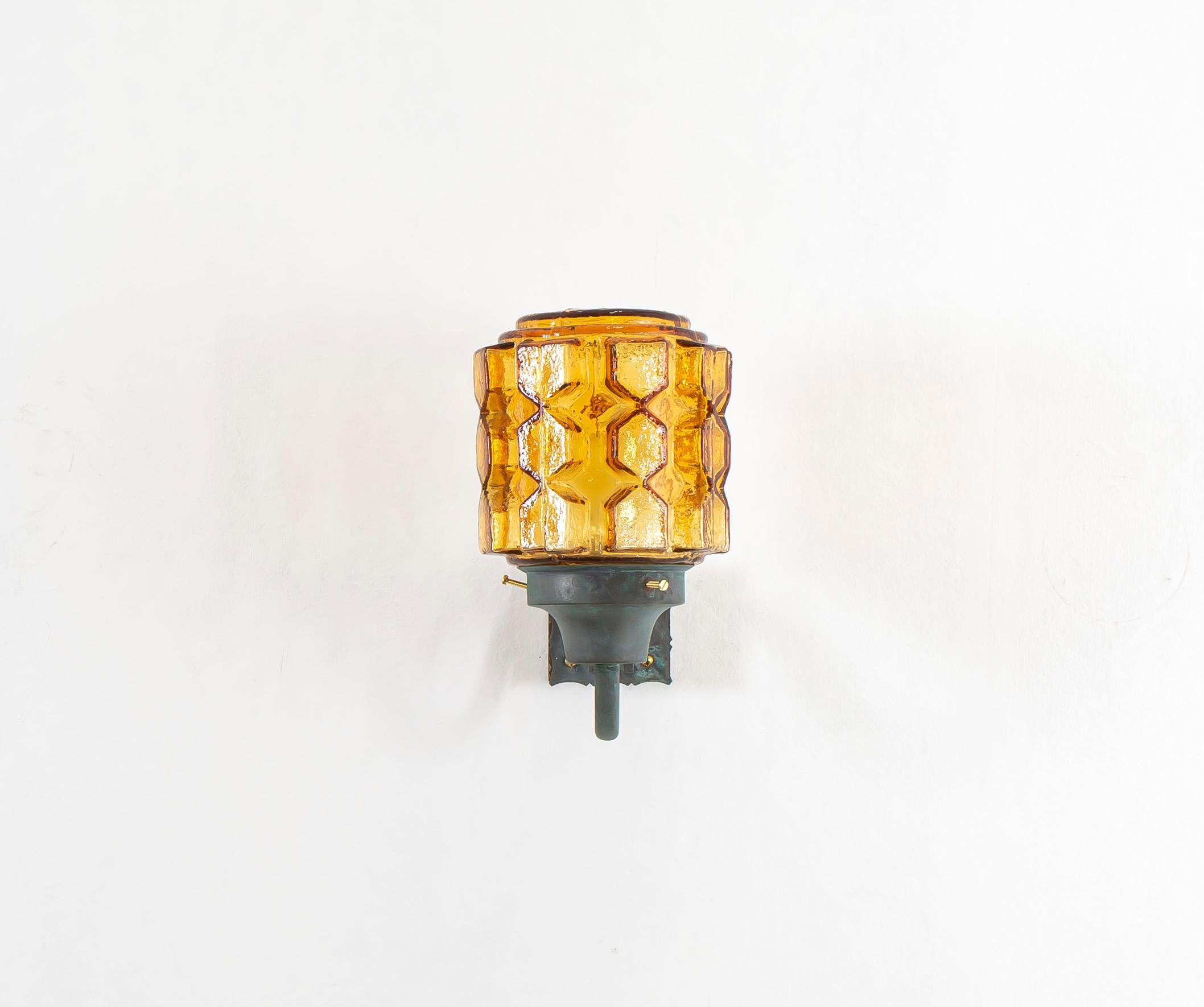 1970s outdoor lighting
