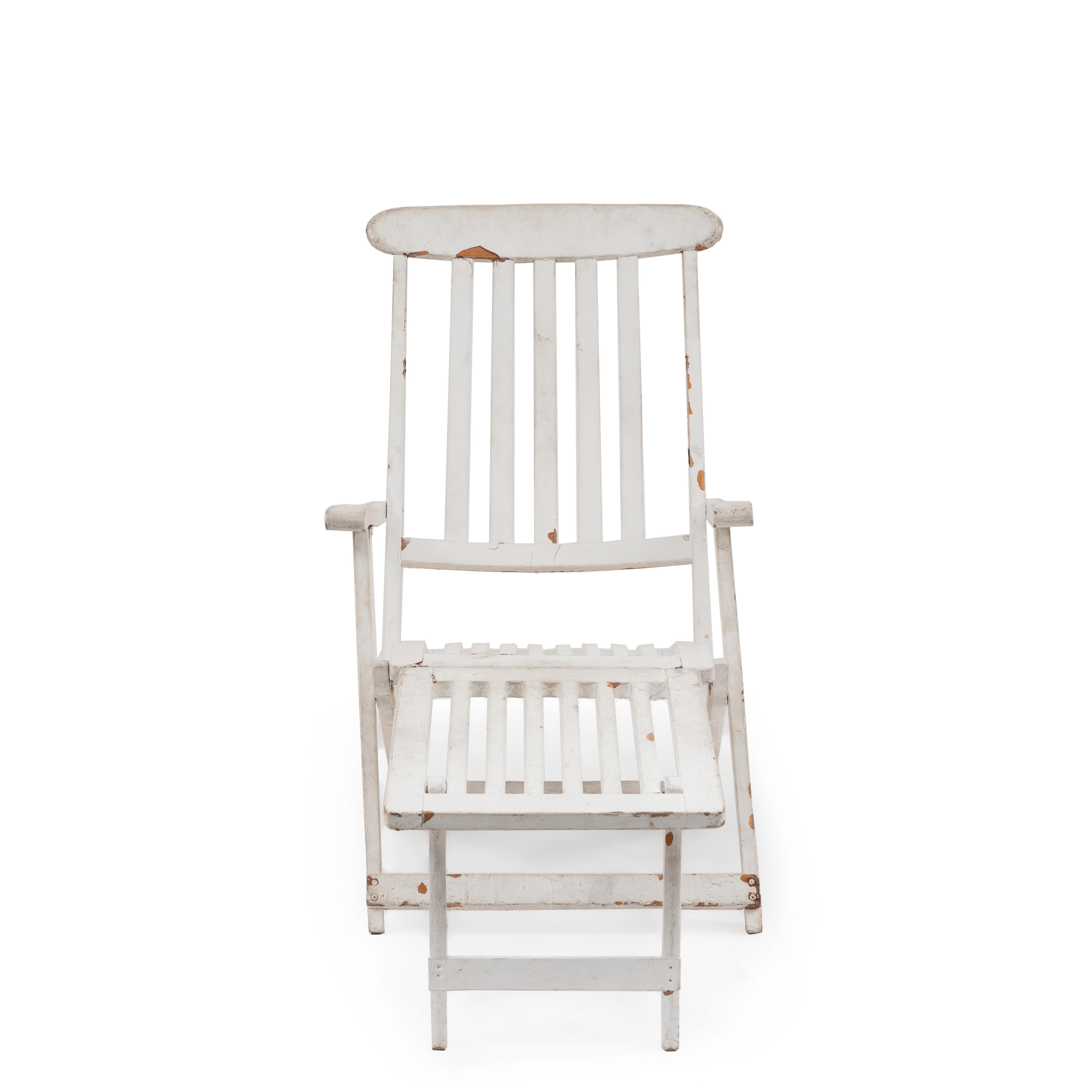 white deck chairs