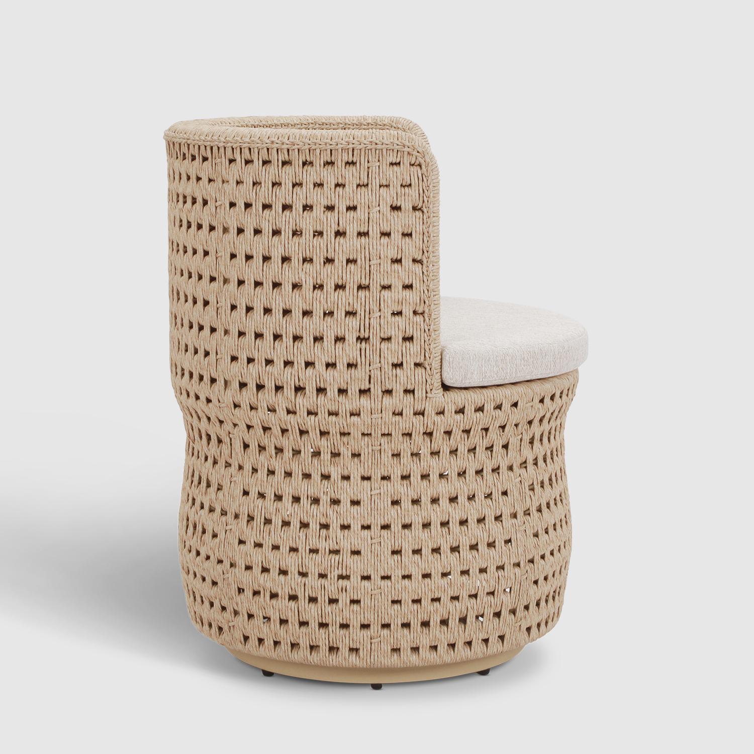 Silla de exterior tejida en resina by Luteca Indonesio en venta