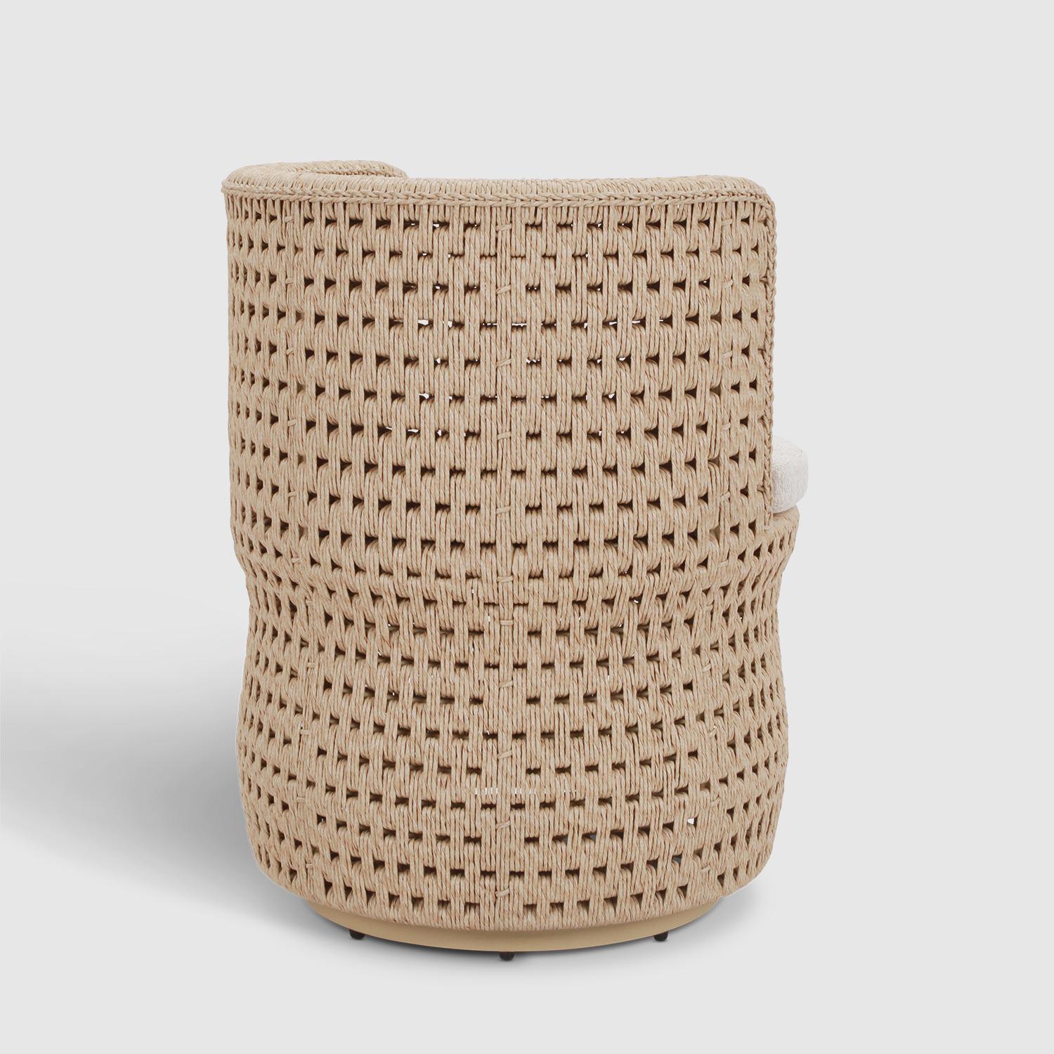Silla de exterior tejida en resina by Luteca Tejido a mano en venta