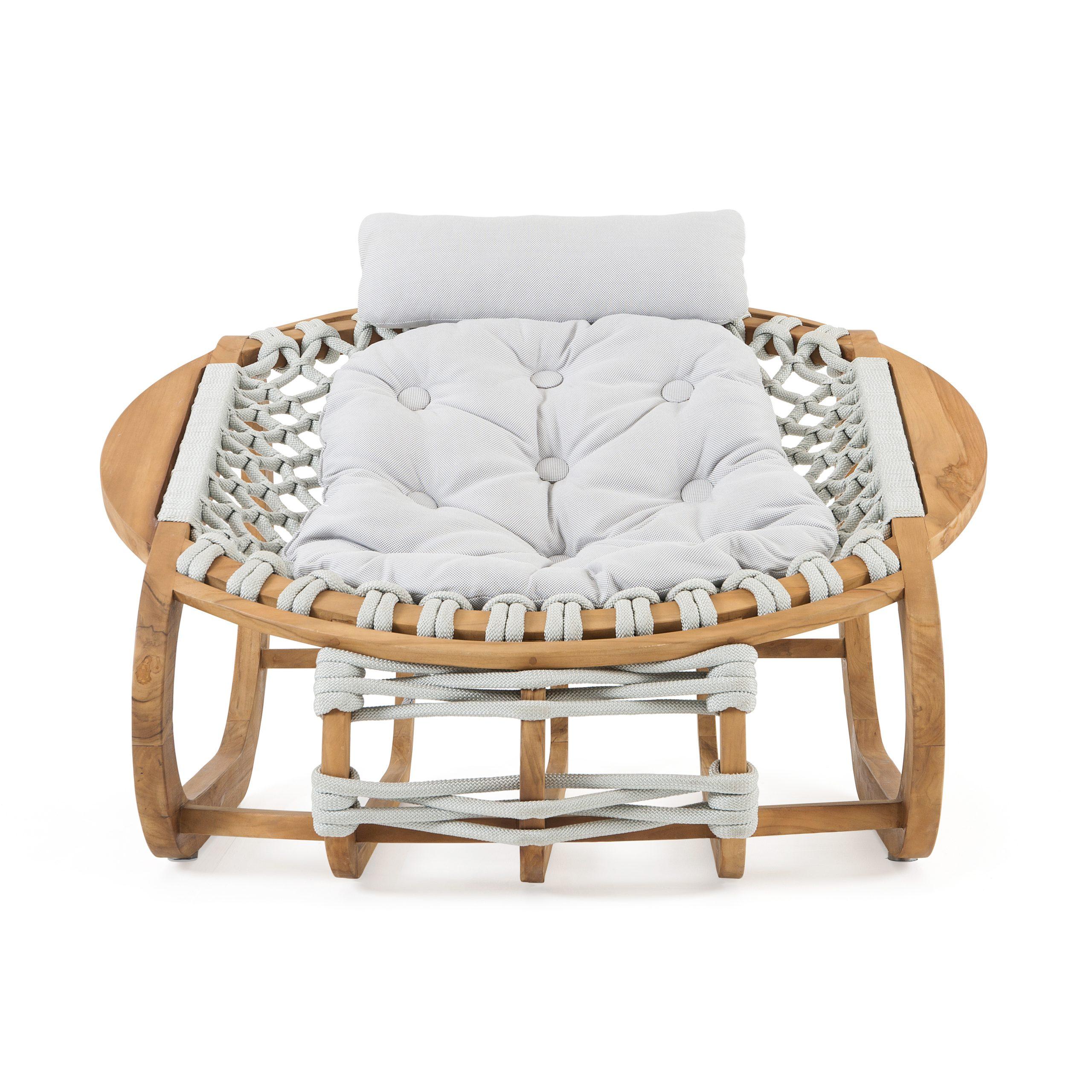 Modern Outdoor Woven Rope Armchair in Solid Natural Teak 'Set of 2' For Sale