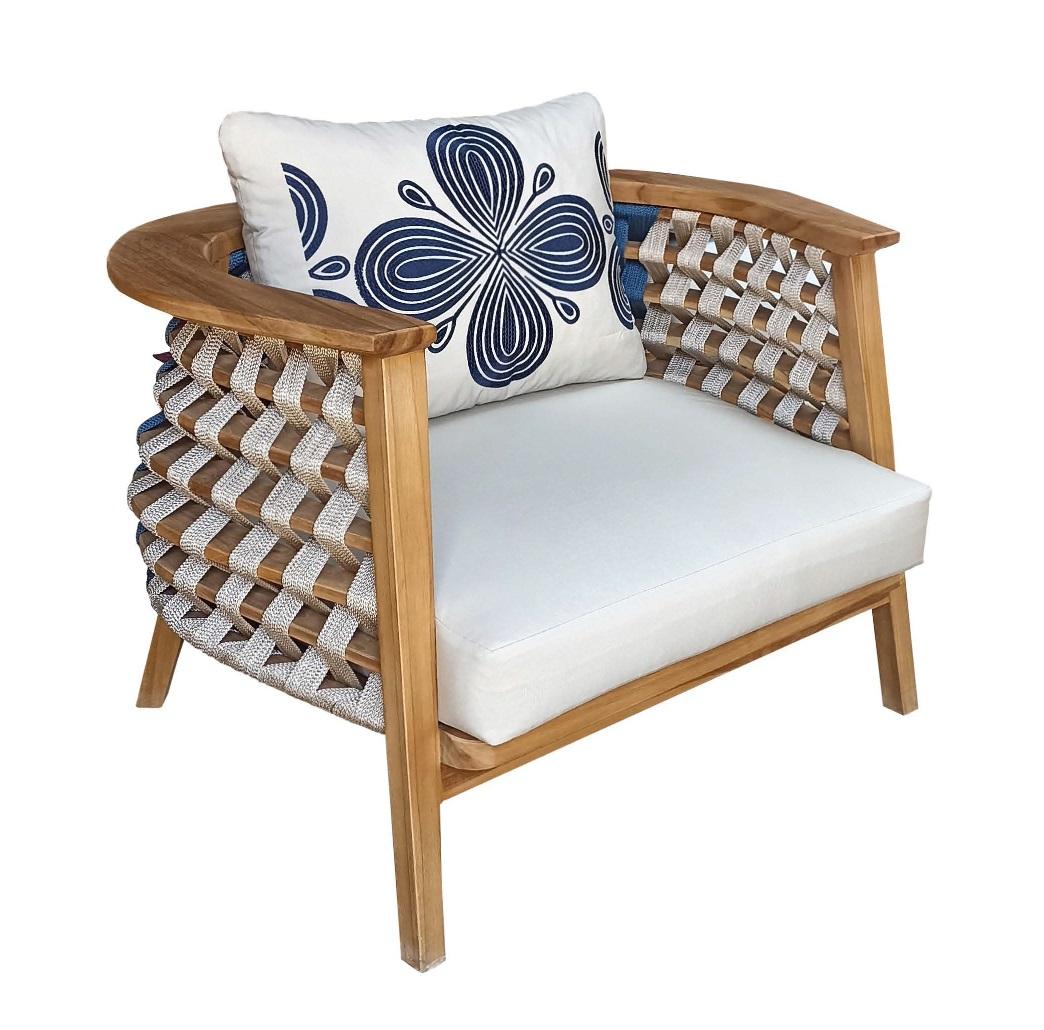 Asian Outdoor Woven Rope Armchair in Solid Teak For Sale