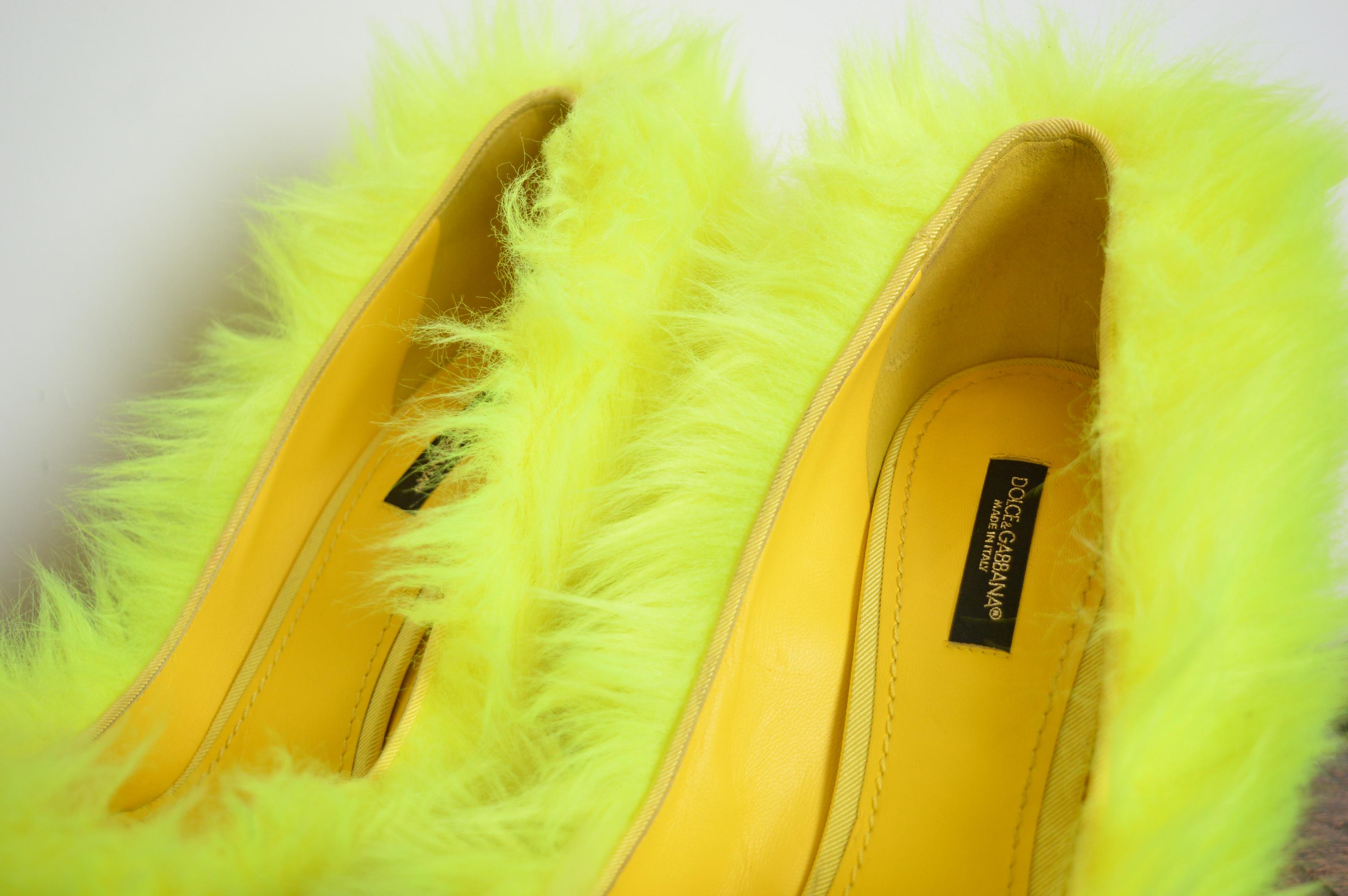 Outrageous DOLCE & GABBANA Neon Yellow fluorescent faux fur stiletto high heels 7