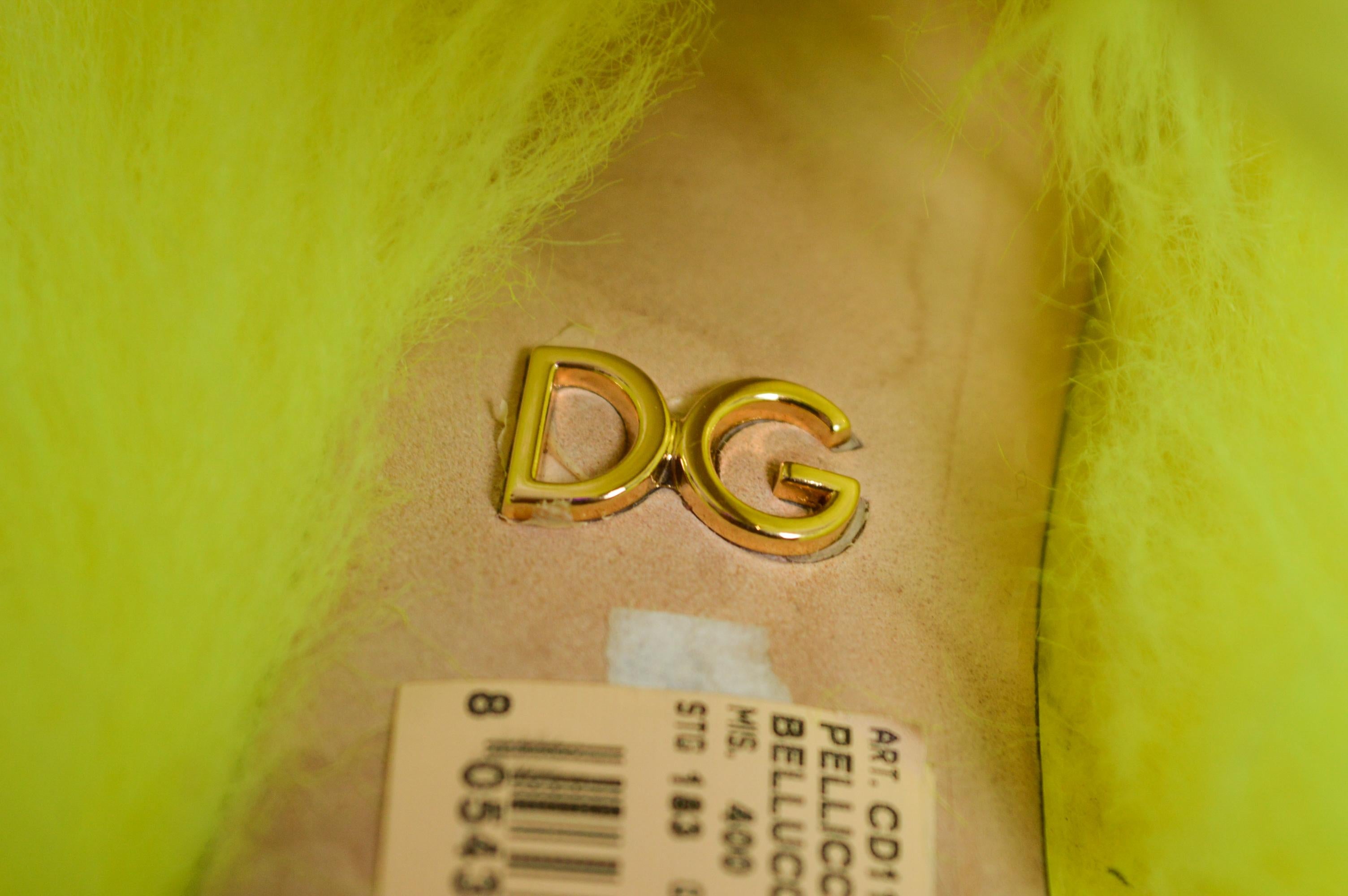 Outrageous DOLCE & GABBANA Neon Yellow fluorescent faux fur stiletto high heels 11