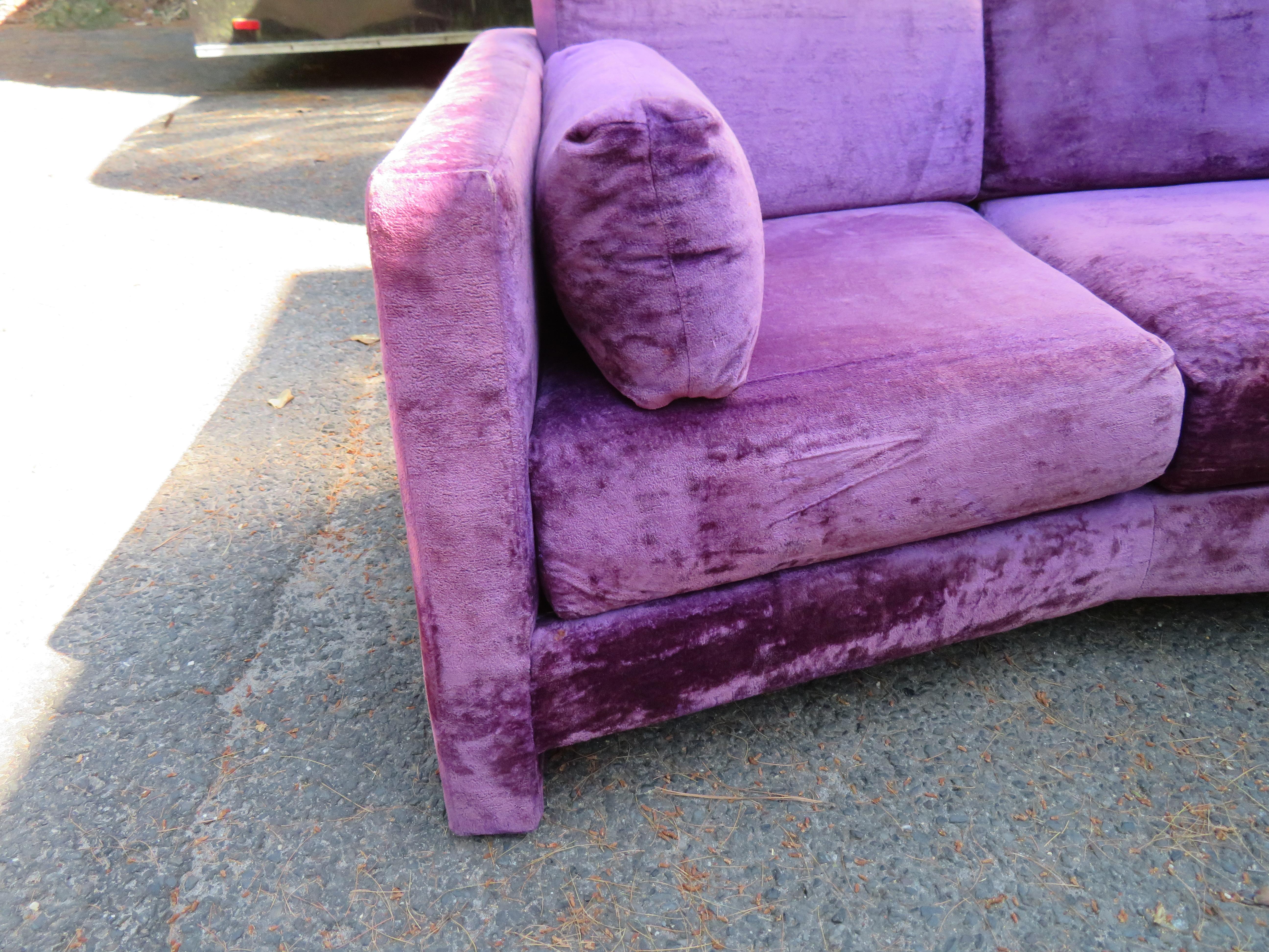 Outrageous Harvey Probber style Purple Velvet Curved Sofa Mid-Century Modern For Sale 8