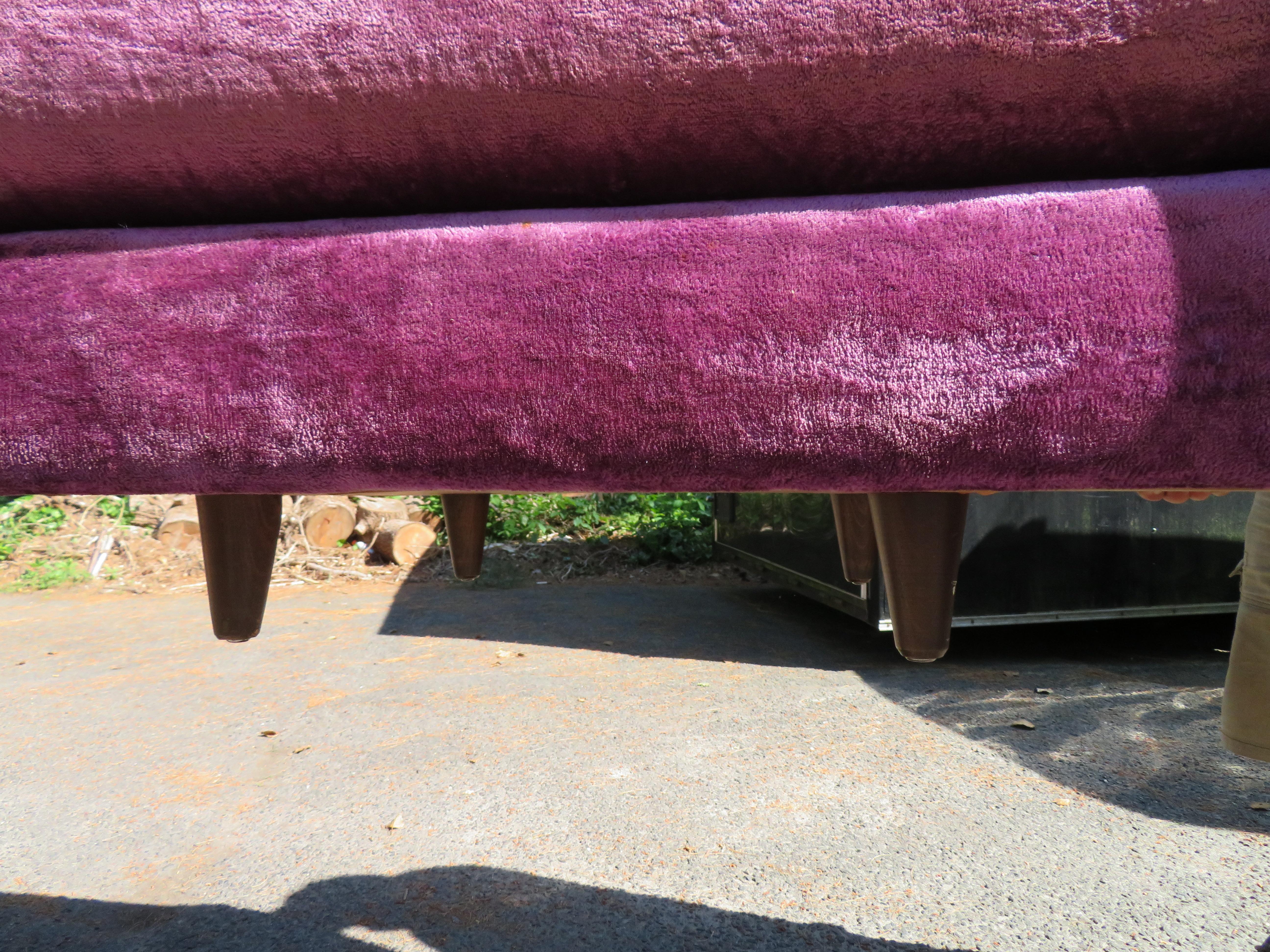 Canapé courbé en velours violet Outrageous style Harvey Probber, mi-siècle moderne en vente 11