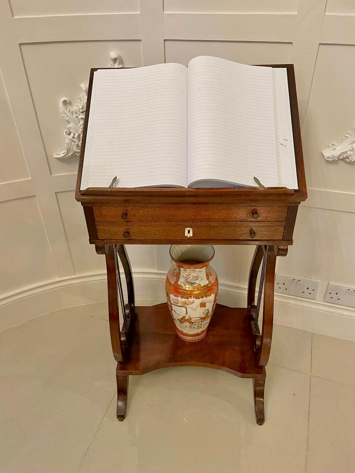 Table de lecture édouardienne ancienne de qualité exceptionnelle en acajou incrusté Bon état - En vente à Suffolk, GB