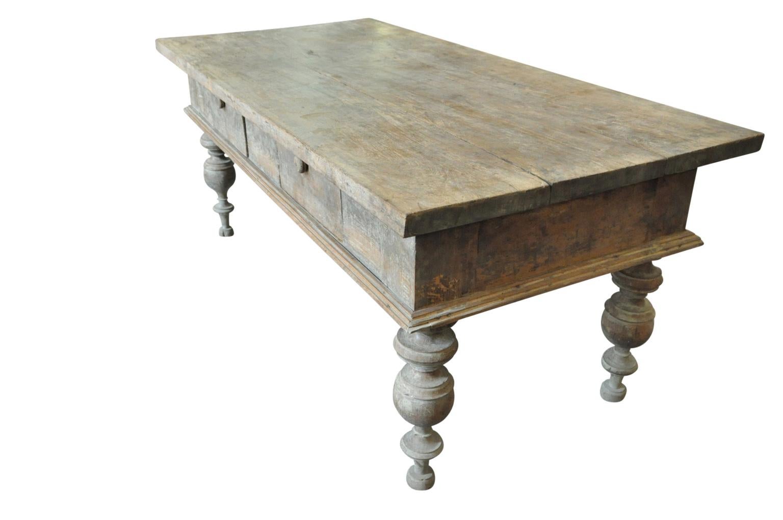 18th Century and Earlier Outstanding 17th Century Italian Reflectoire Table