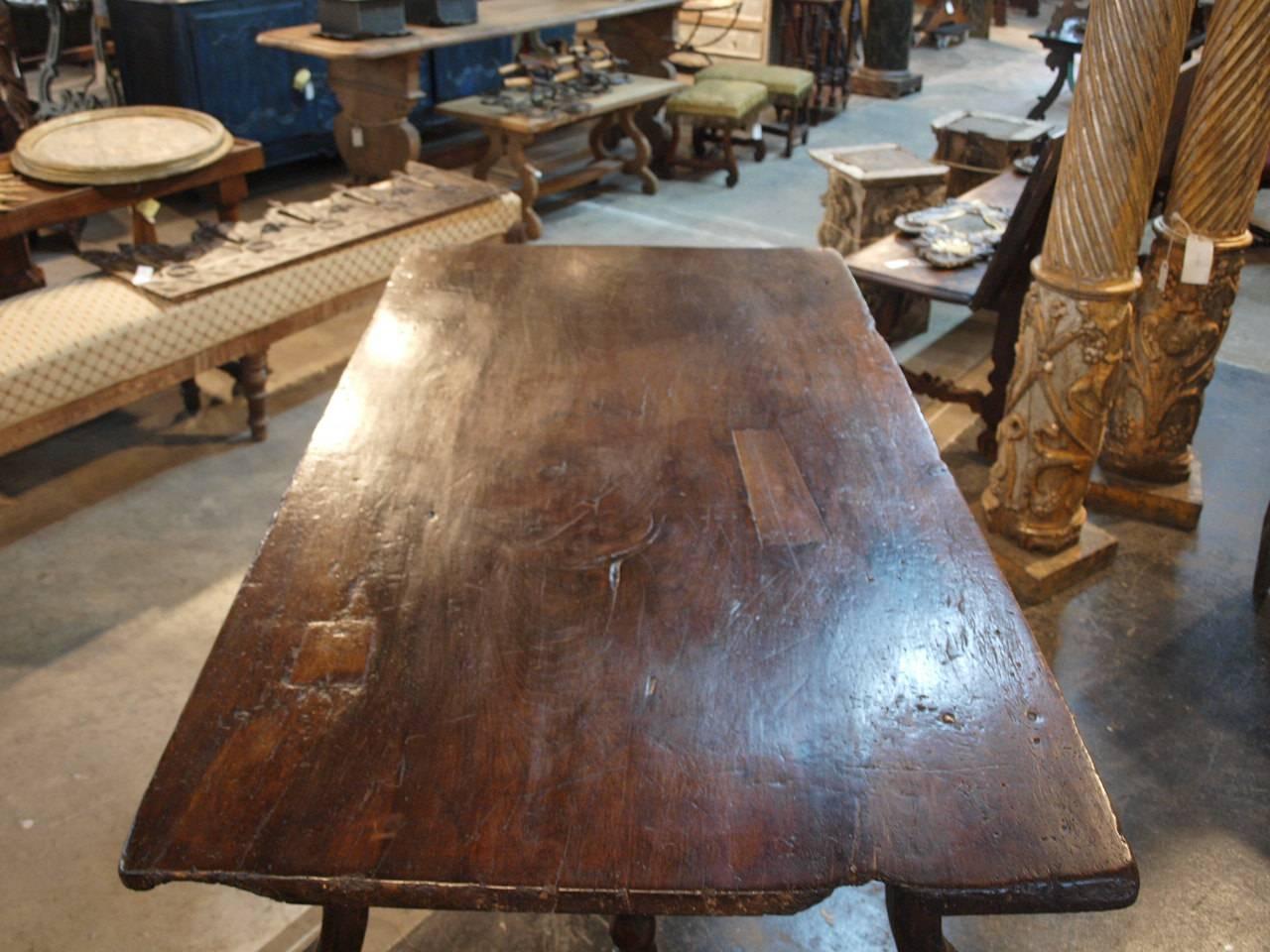 Outstanding 17th Century Italian Walnut Writing Table For Sale 1