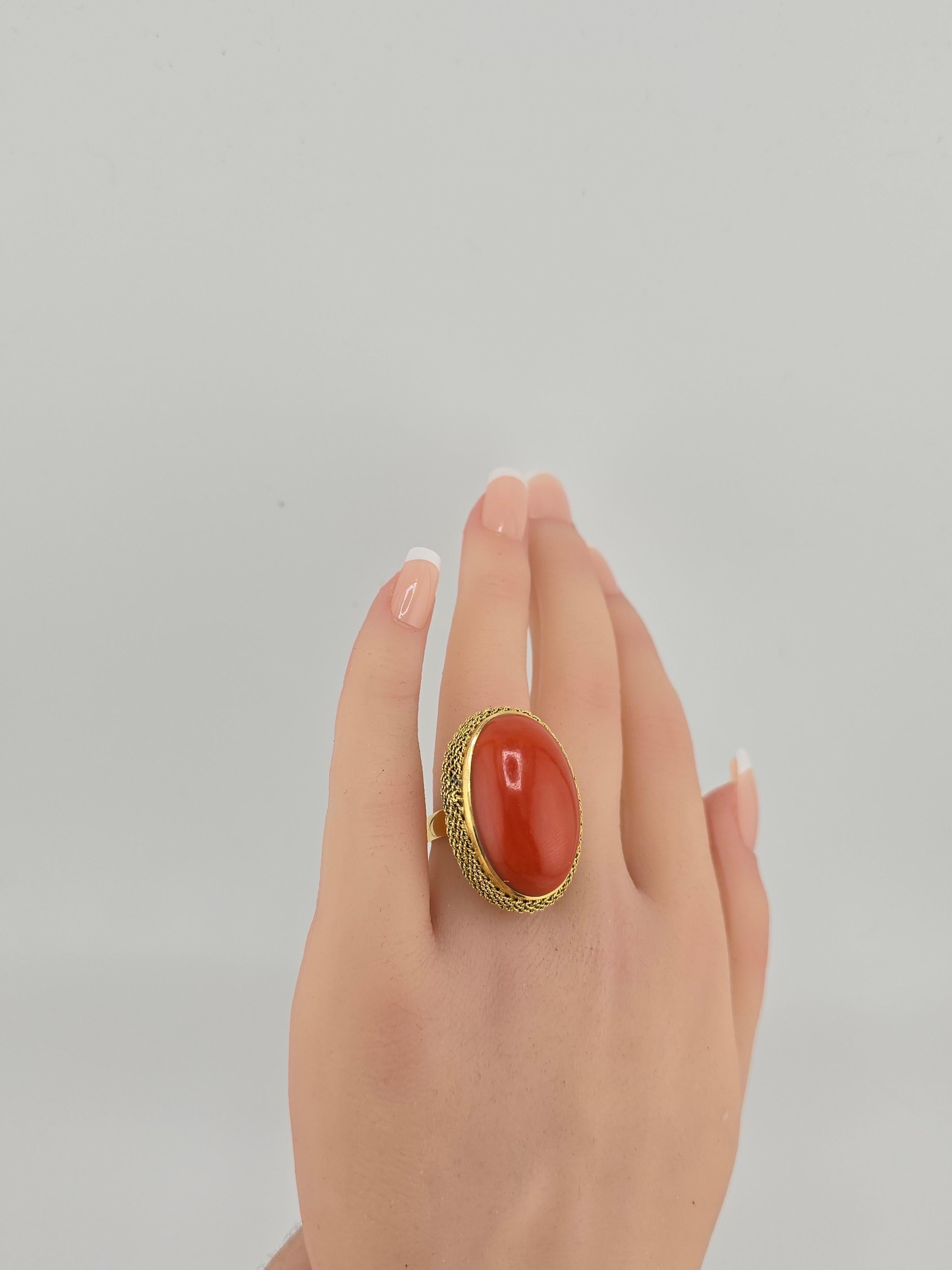 Women's or Men's Outstanding 18K Yellow Gold Deep Red Coral Ring With Massive Coral Gem