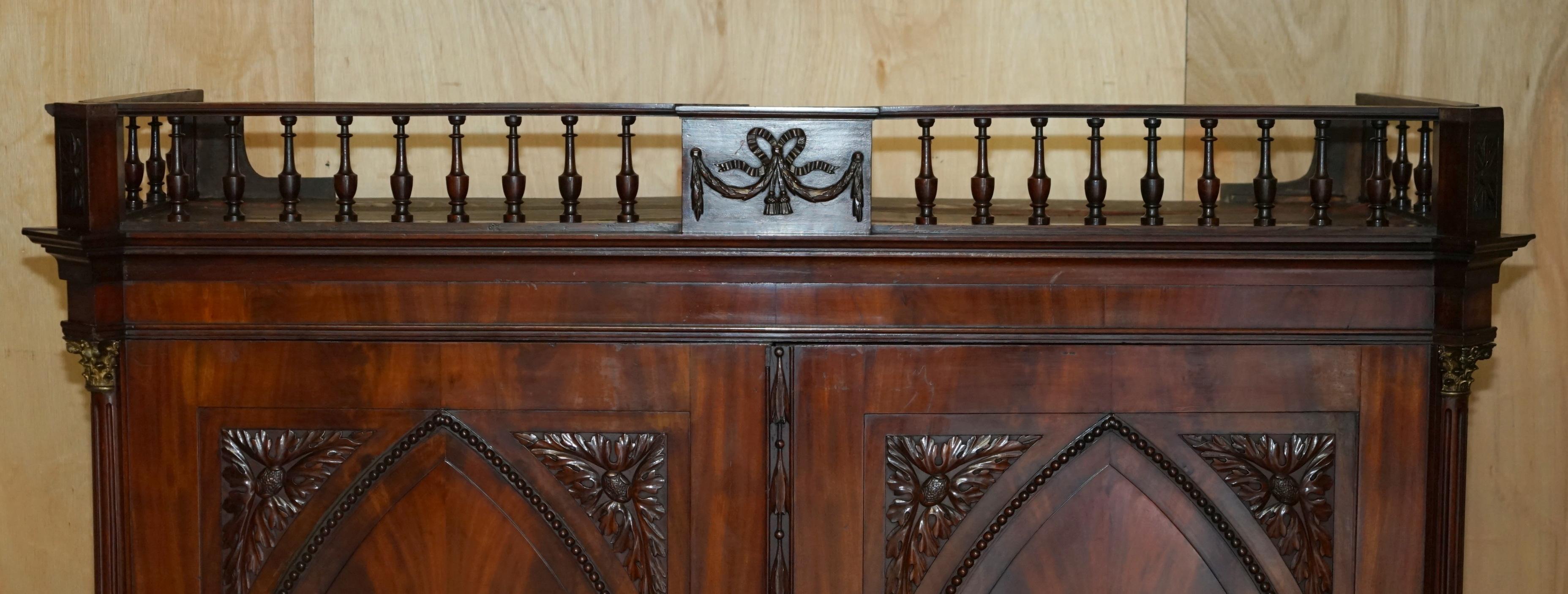 OUTSTANDING 18TH CENTURY ANTIQUE 1760 THOMAS CHIPPENDALE WARDROBE LiNEN PRESS For Sale 3