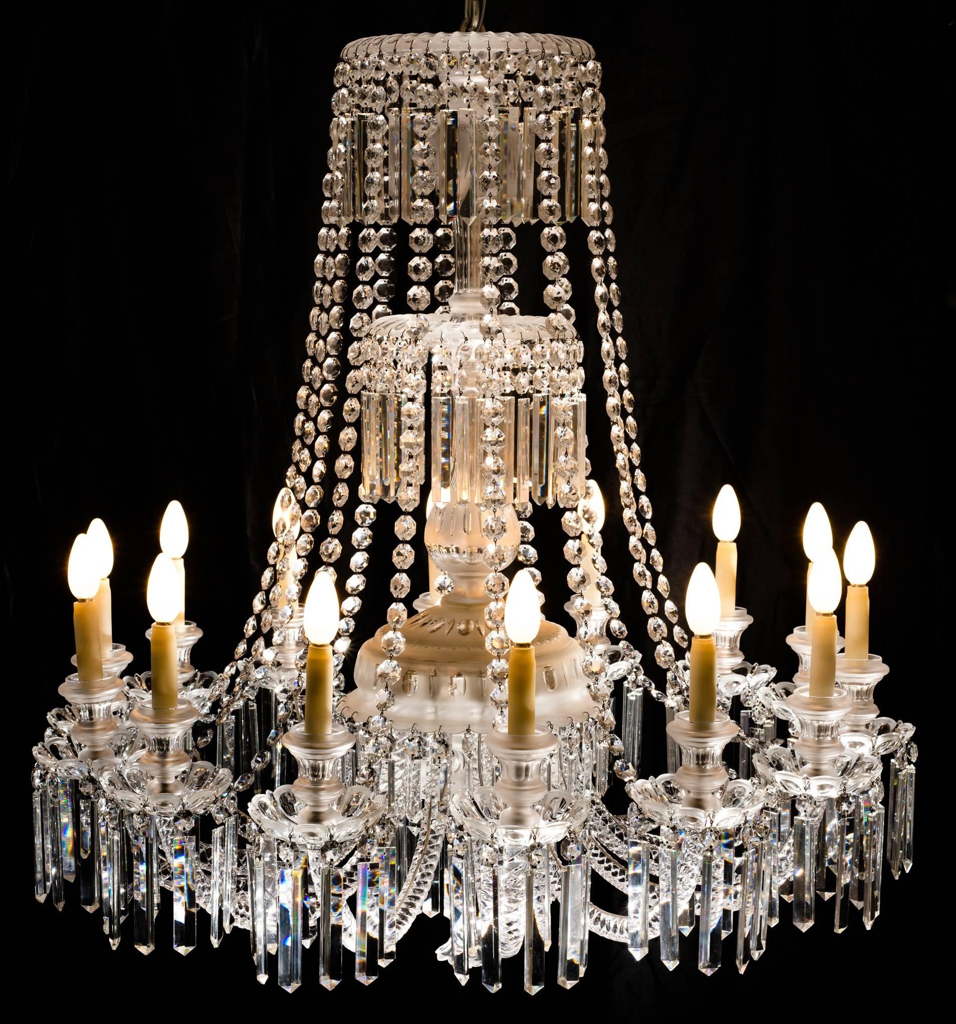 Outstanding 19th Century French Crystal Chandelier, 1870s 1
