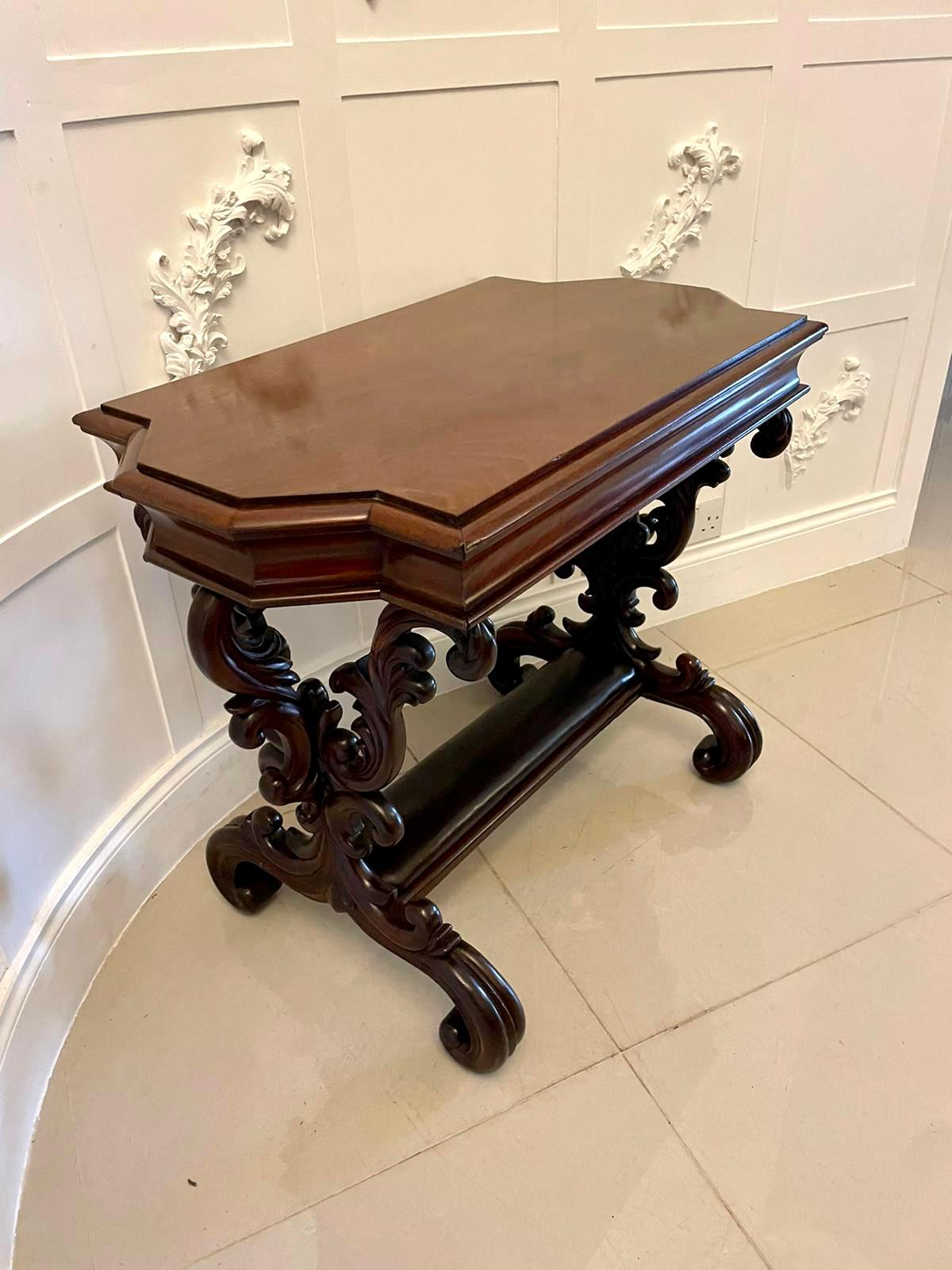 English Outstanding 19th Century Antique Carved Mahogany Freestanding Centre/Side Table For Sale
