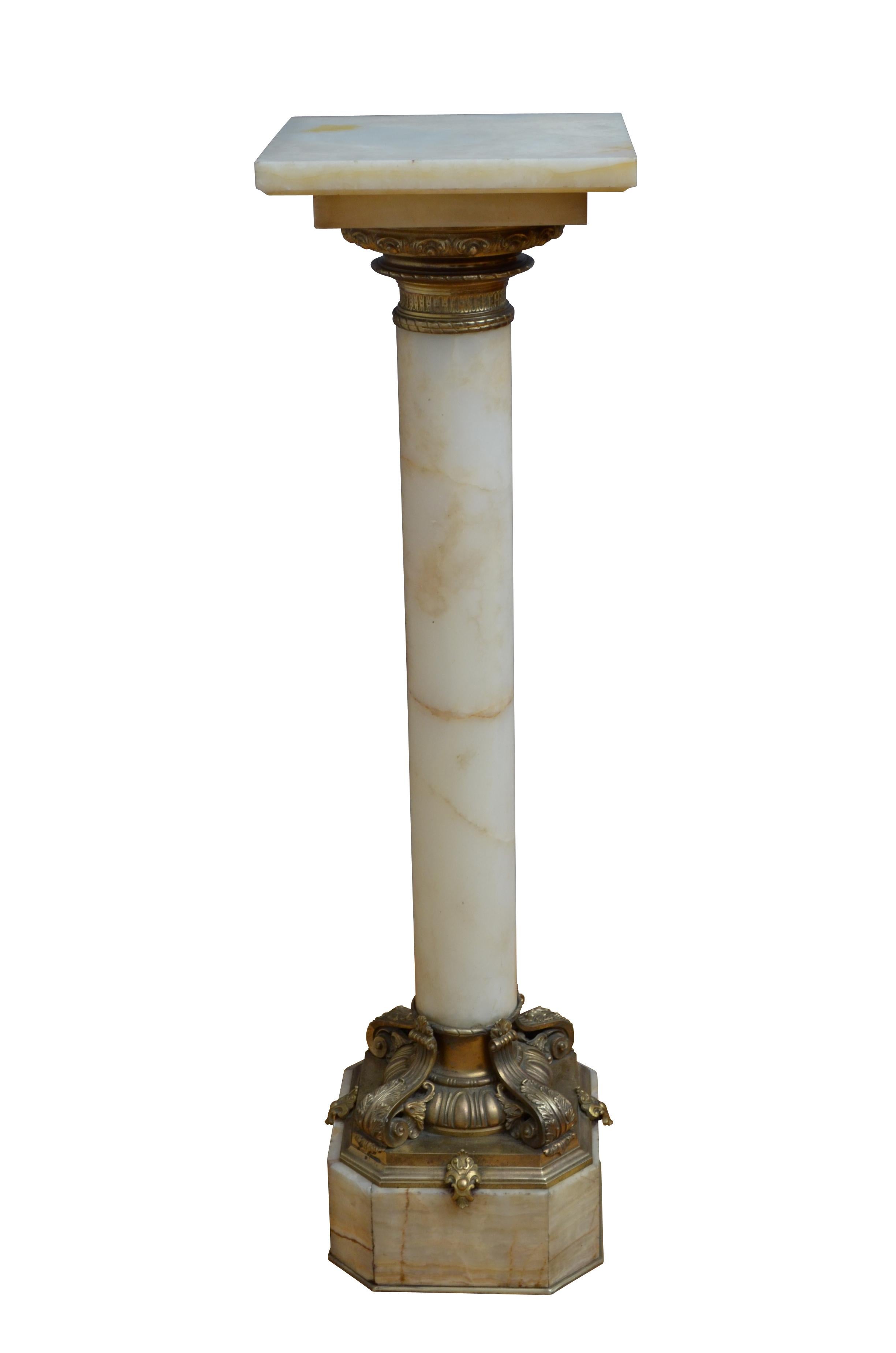 Hervorragende Onyx-Säule mit Marmor-Pedestal aus dem 19. (Viktorianisch) im Angebot