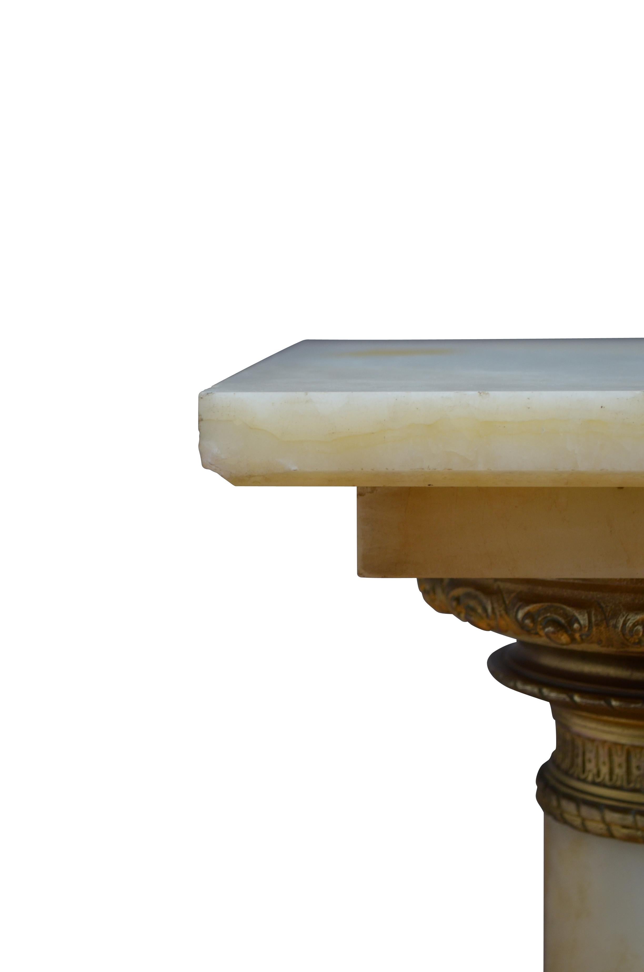 Hervorragende Onyx-Säule mit Marmor-Pedestal aus dem 19. im Zustand „Gut“ im Angebot in Whaley Bridge, GB