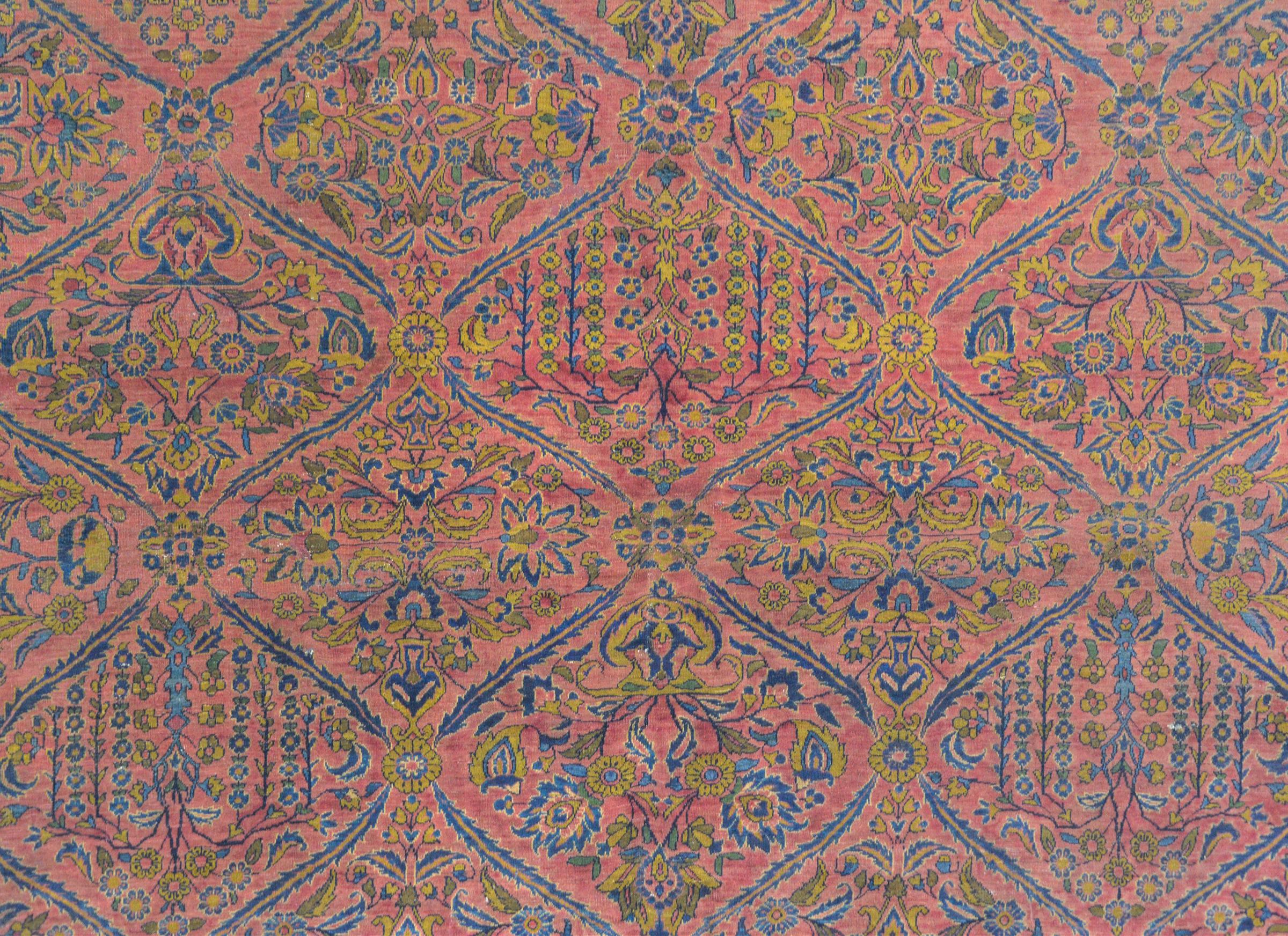 Perse Remarquable tapis Sarouk du début du XXe siècle en vente