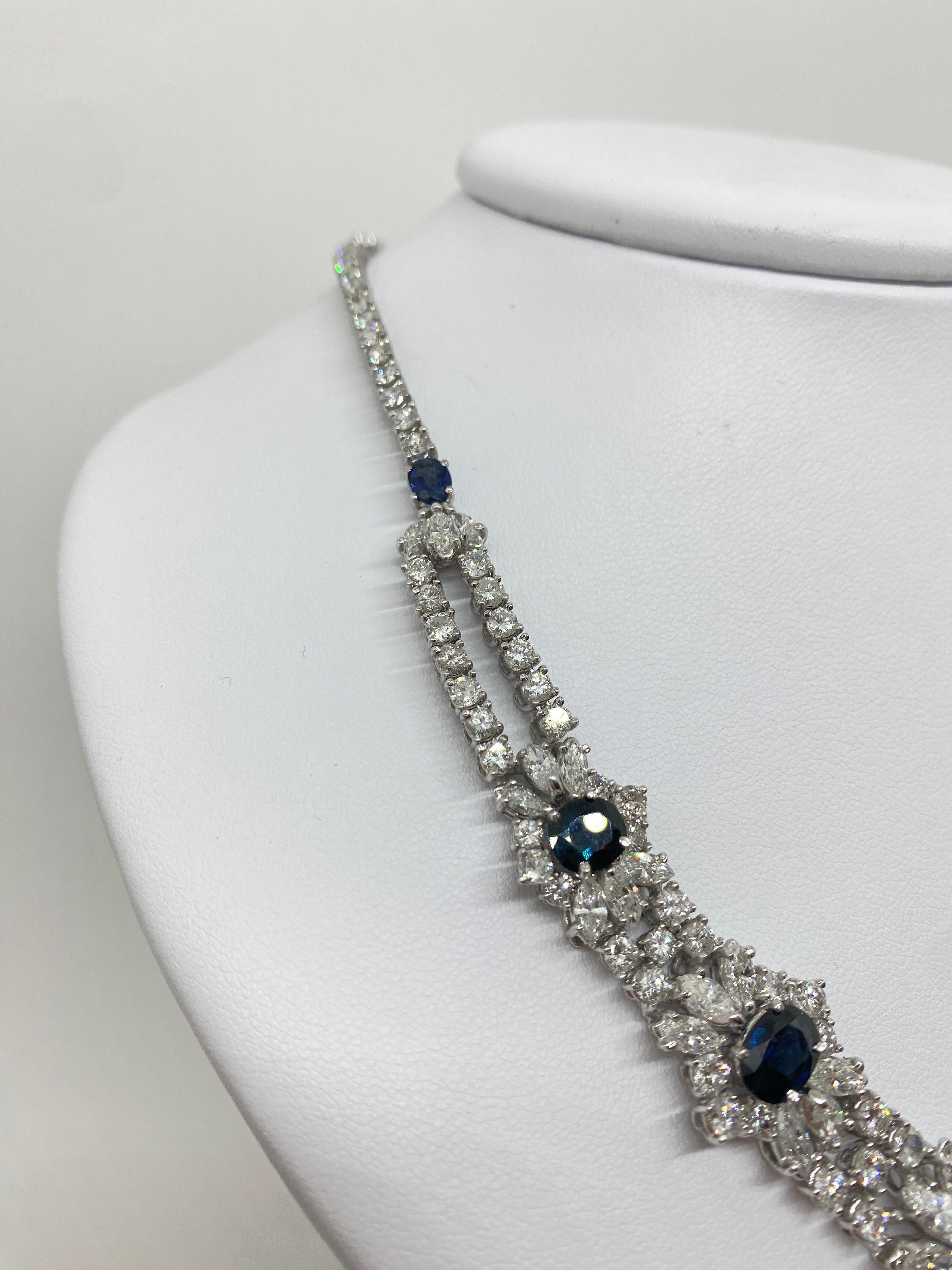 Hervorragende AIG 18Kt Halskette mit 22,01 Karat weißen Diamanten und 10,40 Karat blauen Saphiren 3