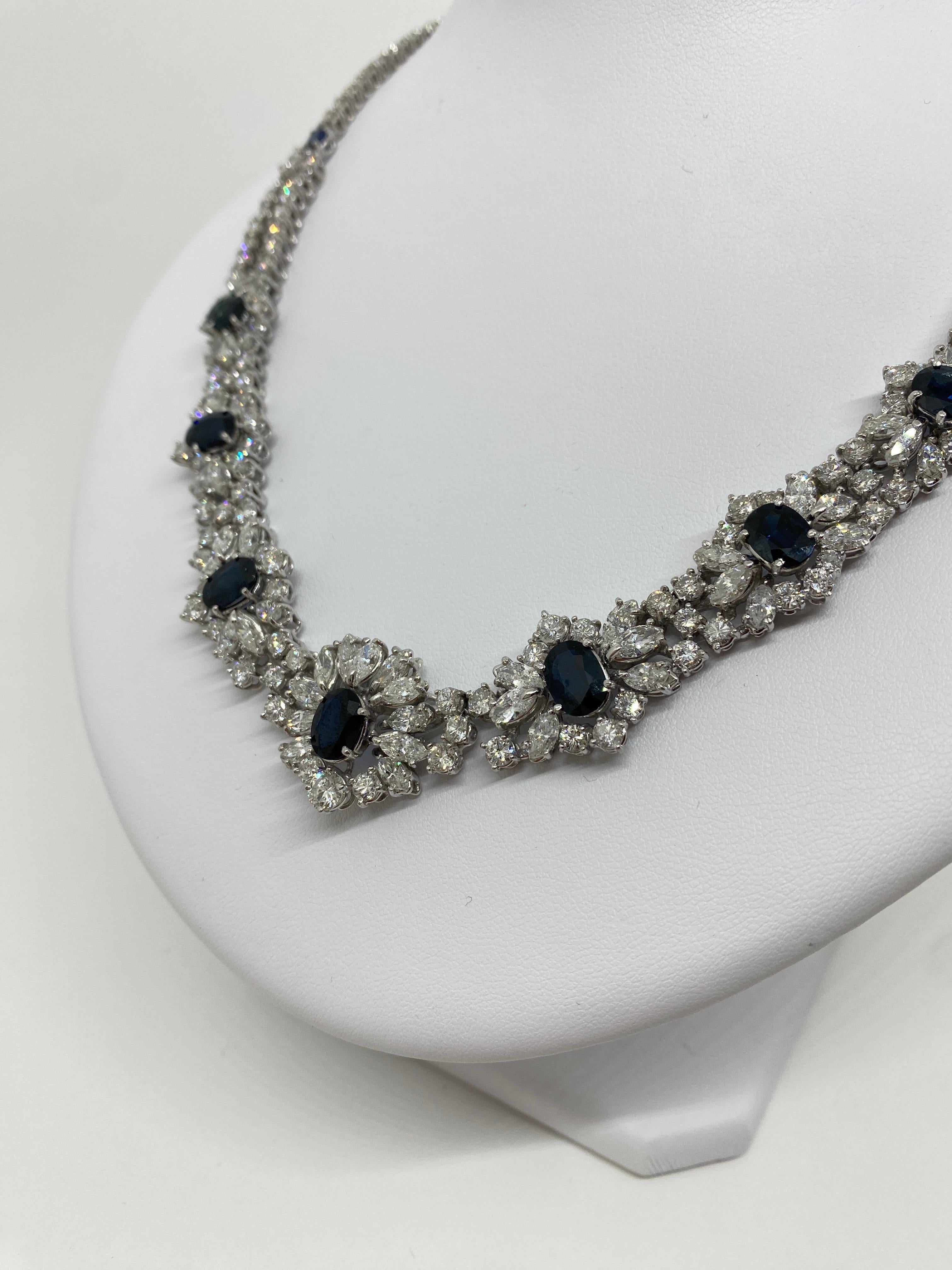 Hervorragende AIG 18Kt Halskette mit 22,01 Karat weißen Diamanten und 10,40 Karat blauen Saphiren 4