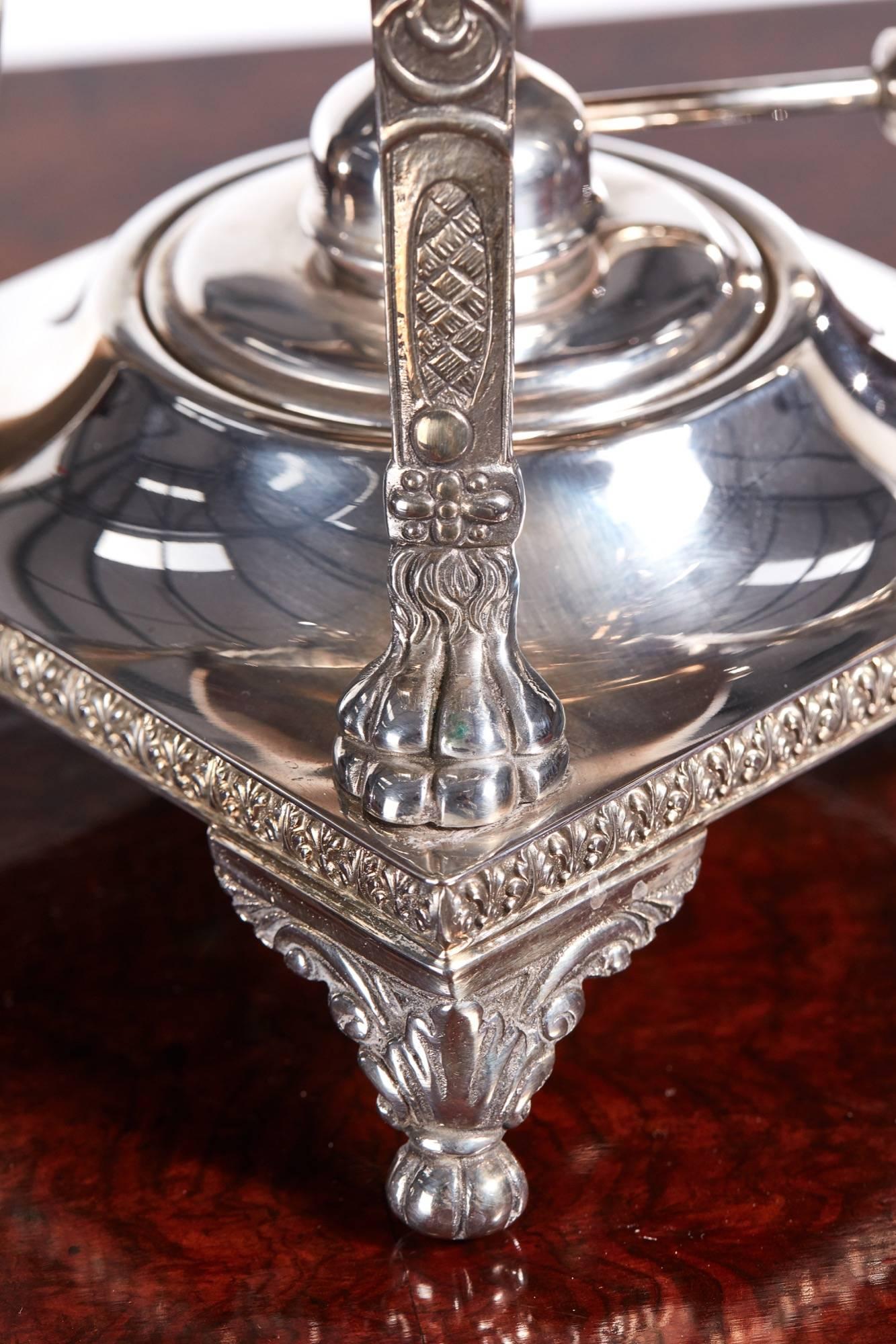 Outstanding Antique Silver Plated Samovar In Excellent Condition In Stutton, GB