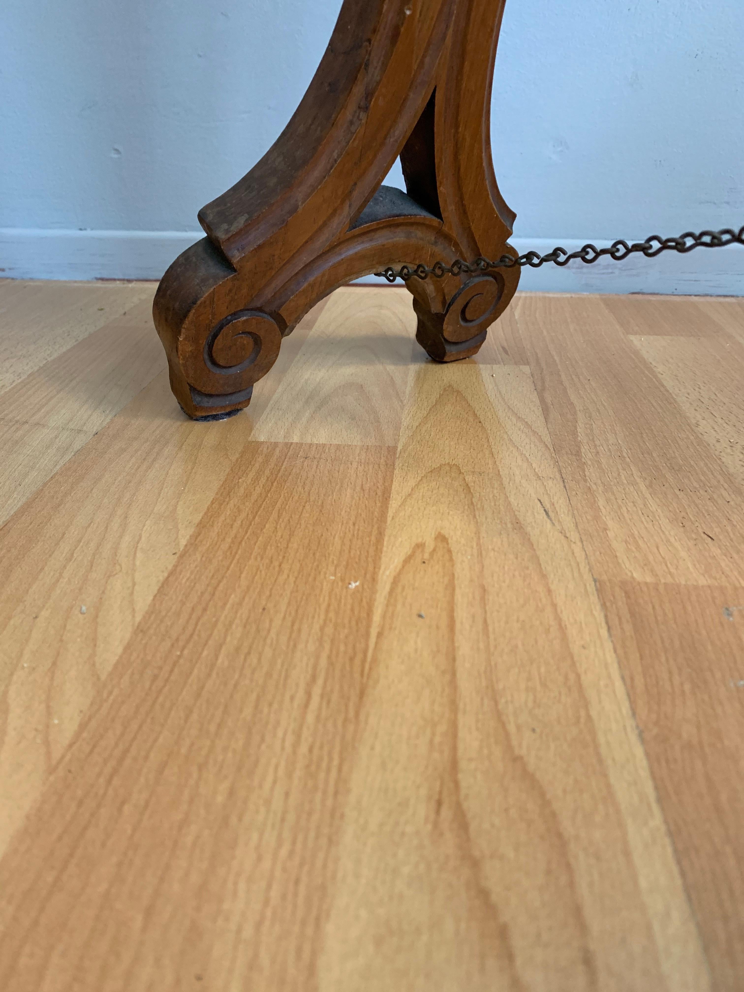 Outstanding Antique Studio or Gallery Easel / Painting Display Stand with Wreath 5