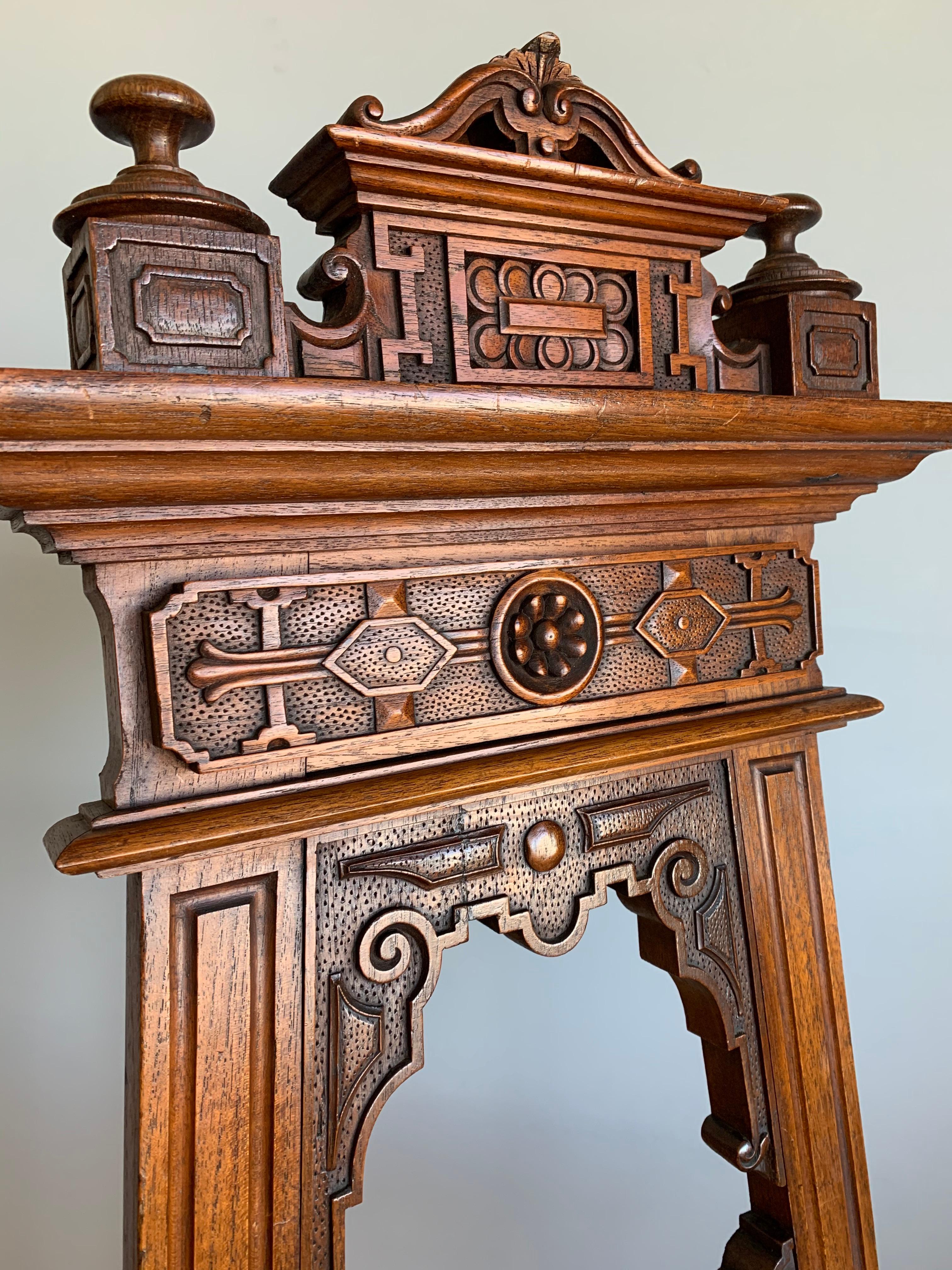 European Outstanding Antique Studio or Gallery Easel / Painting Display Stand with Wreath