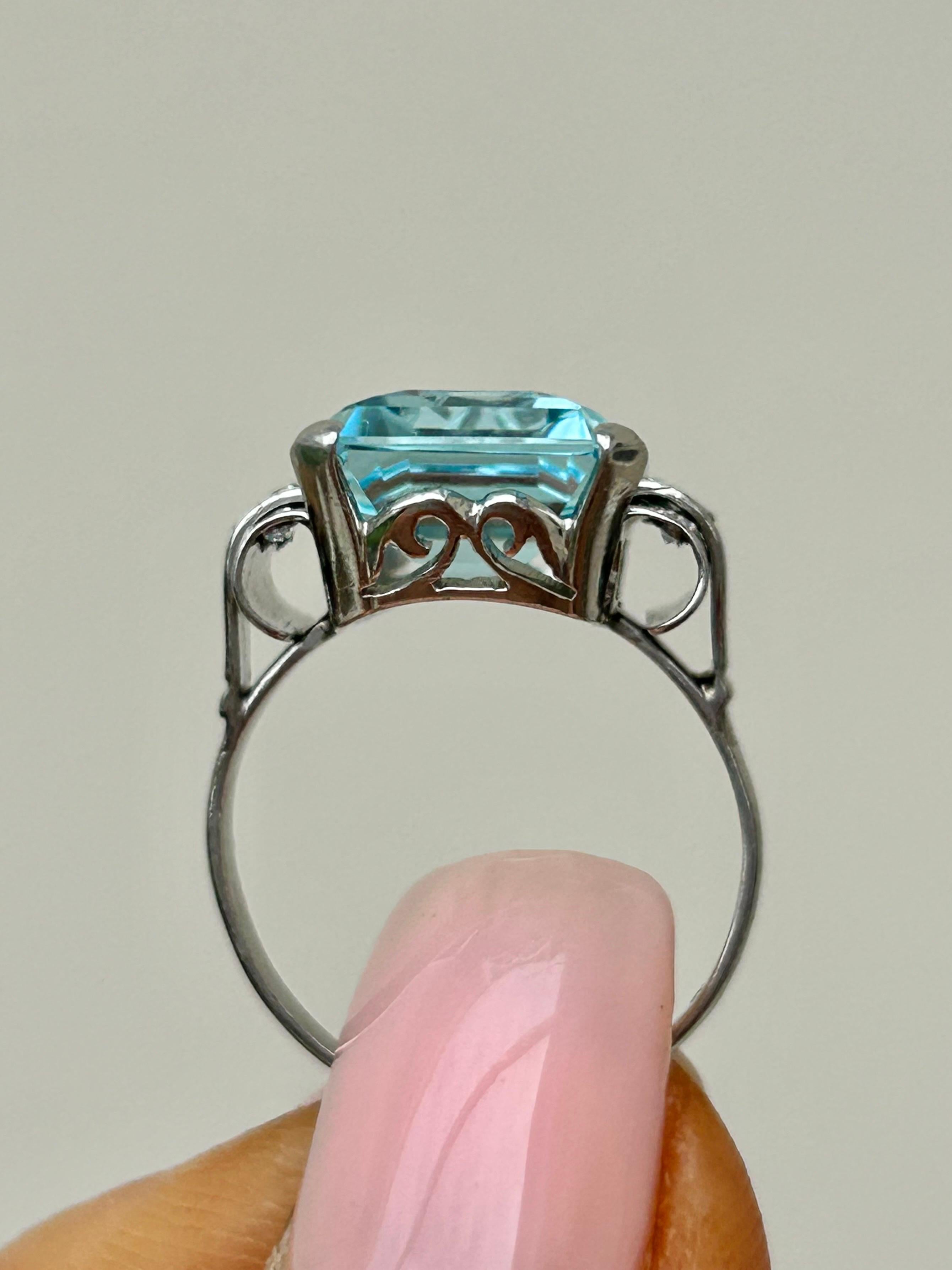 Outstanding Art Deco C.1930 Platinum Aquamarine and Diamond Ring 

Aquamarine approx 6 carats 
The most exquisite aquamarine stone with sweet diamond shoulders

The item comes without the box in the photo but will be presented in a Howard’s Antique