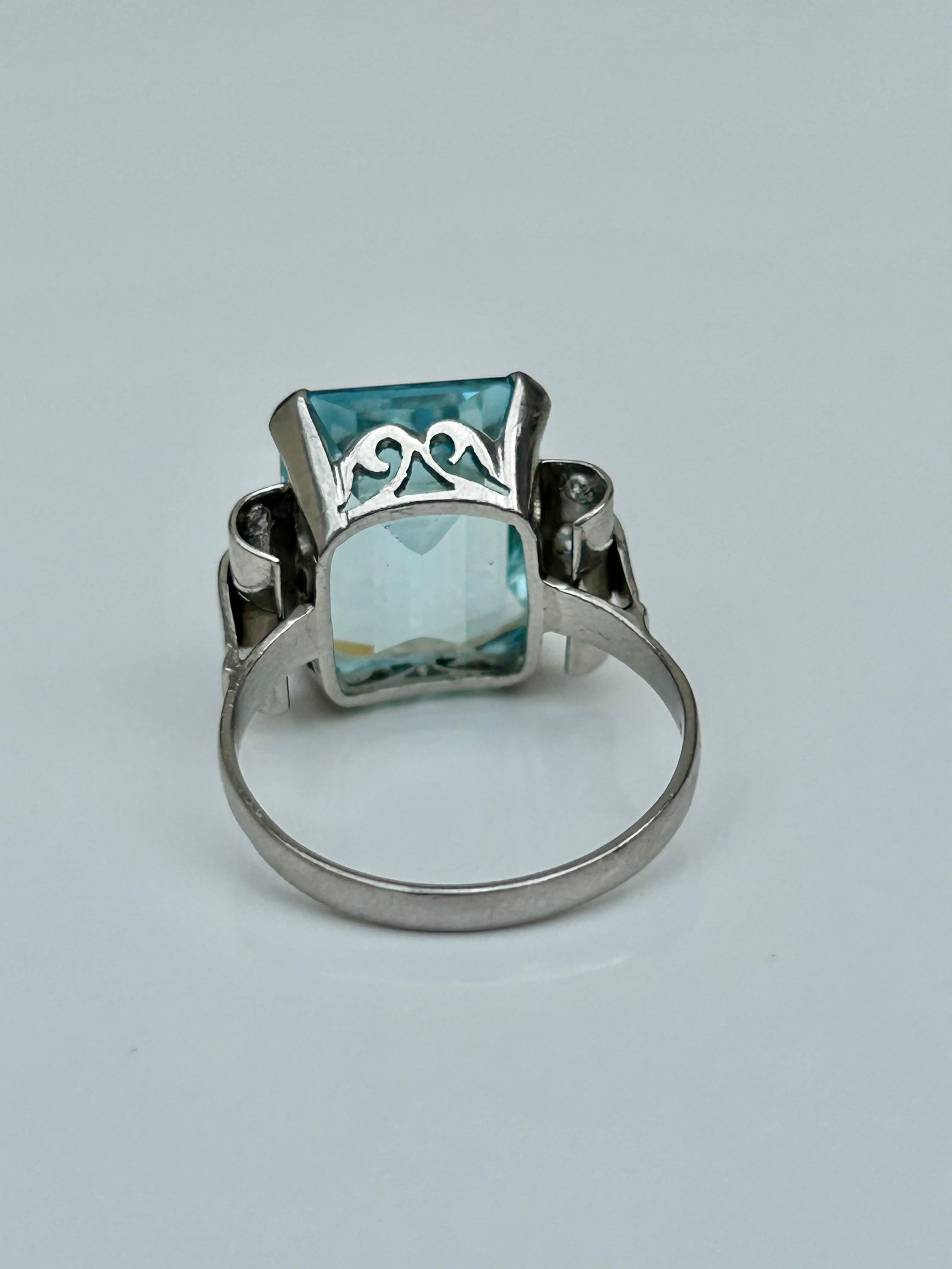 Outstanding Art Deco C.1930 Platinum Aquamarine and Diamond Ring  3
