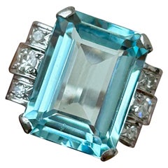 Outstanding Art Deco C.1930 Platinum Aquamarine and Diamond Ring