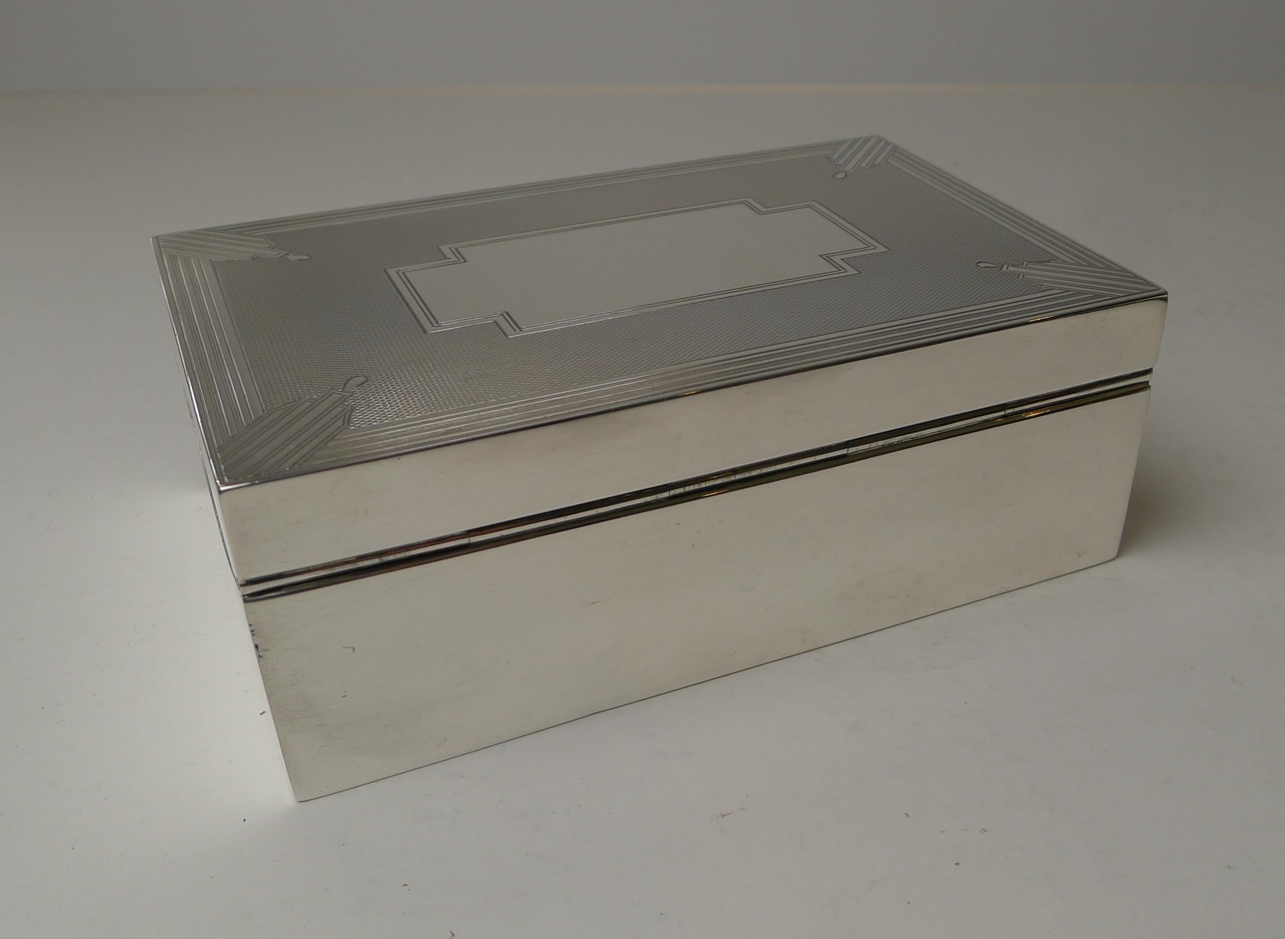 Outstanding Art Deco Silver Cigarette / Table Box, 1934 1
