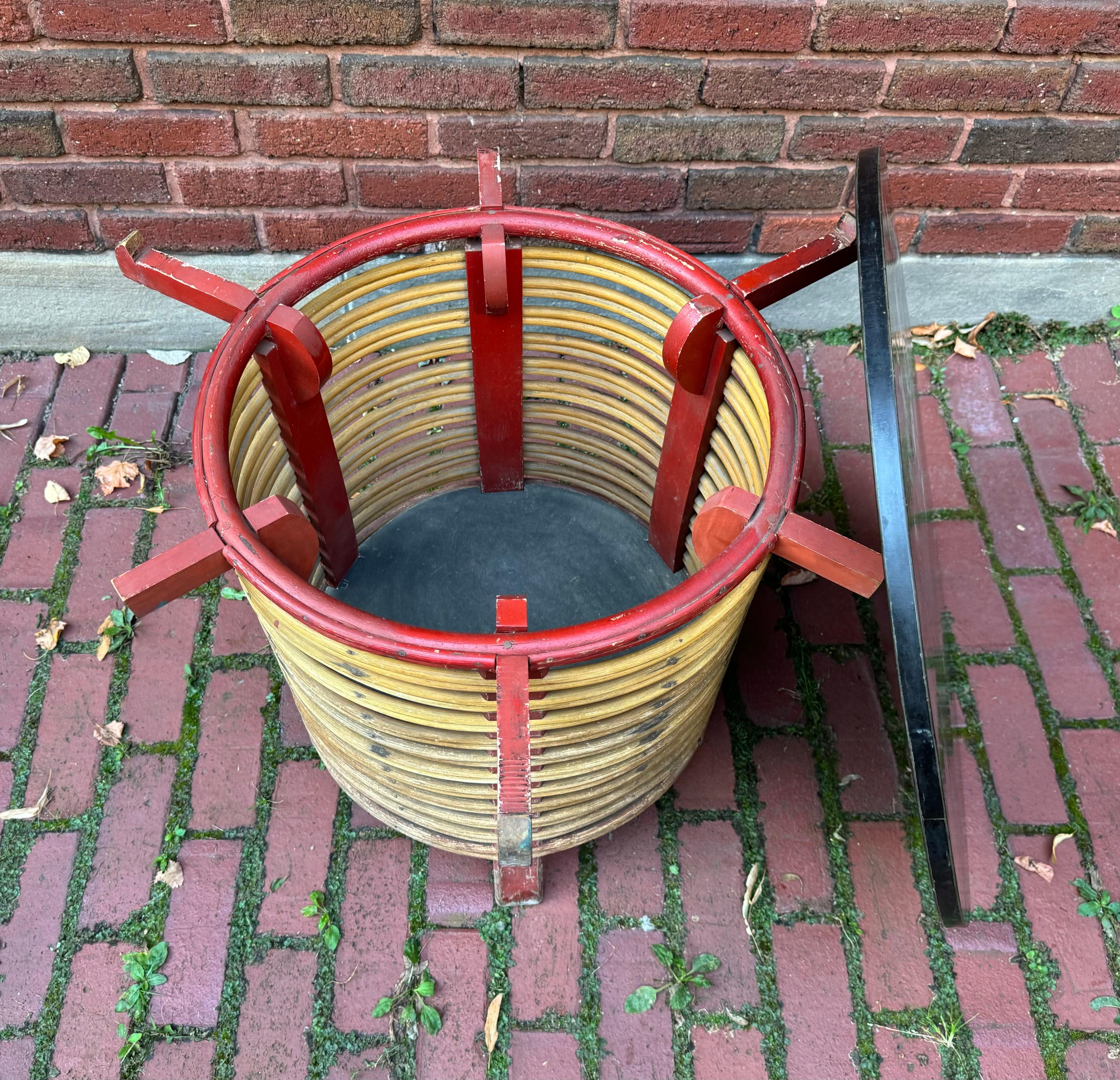 Außergewöhnlicher Art-Déco-Tisch aus Korbweide von Donald Deskey /Ypsilanti Reed (amerikanisch) im Angebot