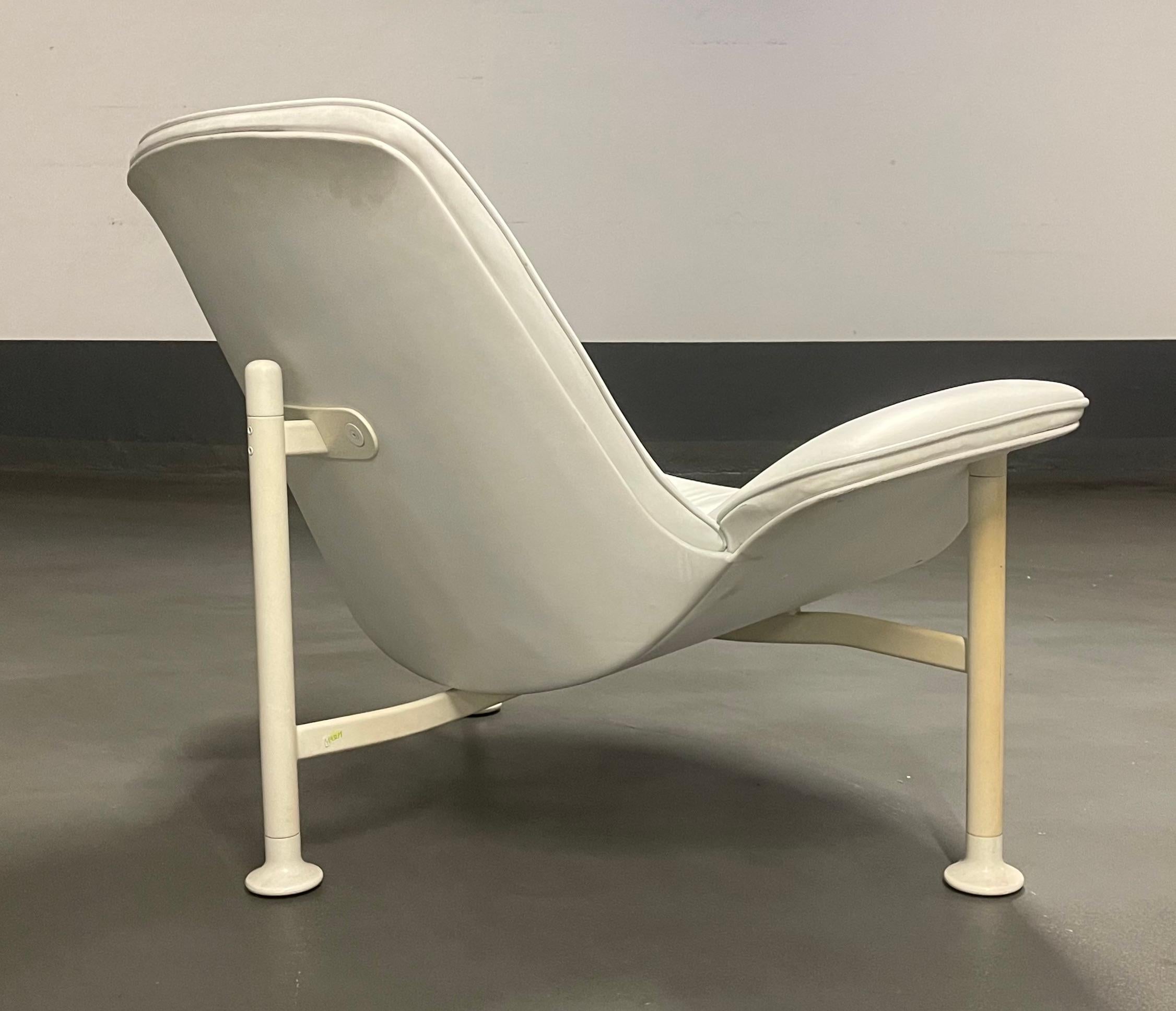 Outstanding Big, Rare and Important Largo Lounge Chair For Sale 3
