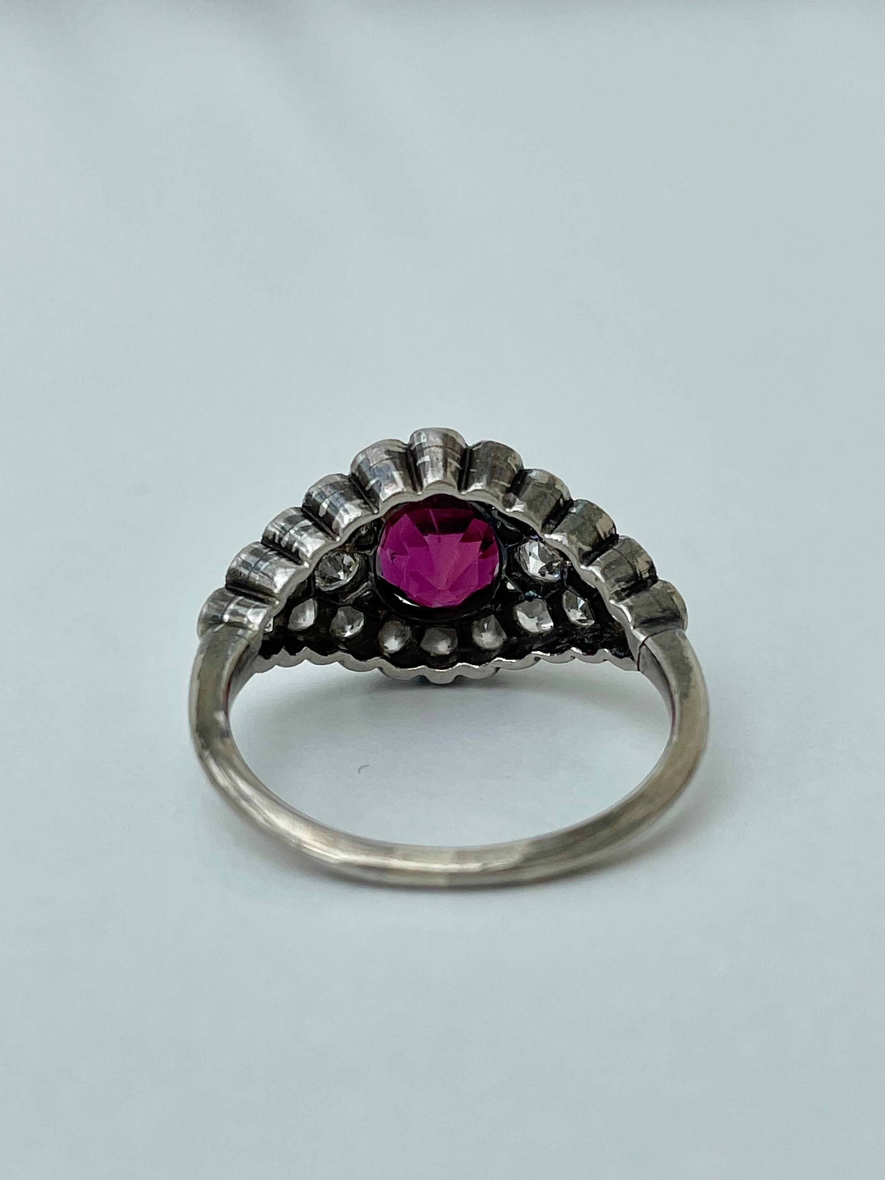 Outstanding Boxed Natural Unheated Ruby and Diamond Ring C.1910
 In Good Condition For Sale In Chipping Campden, GB
