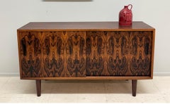 Remarquable cabinet en palissandre brésilien par Poul Hundevad / Danemark