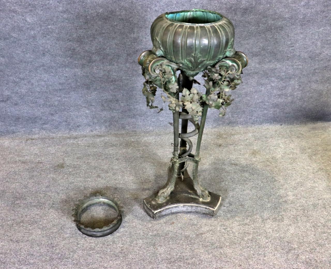 Outstanding Bronze Rams Head Monumental Planter with Removable Lid For Sale 2