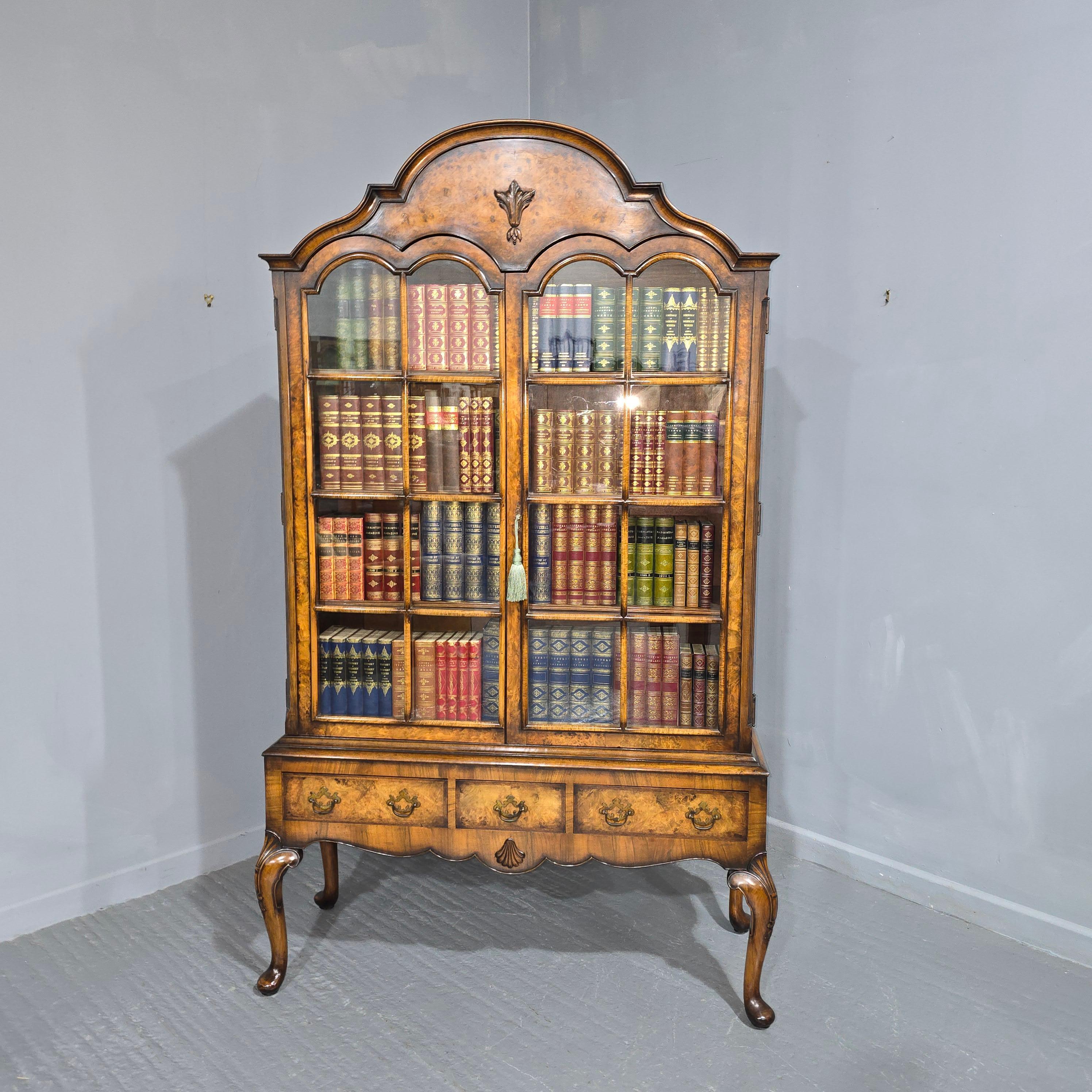 Queen Anne Outstanding Burr Walnut Bookcase on Stand For Sale