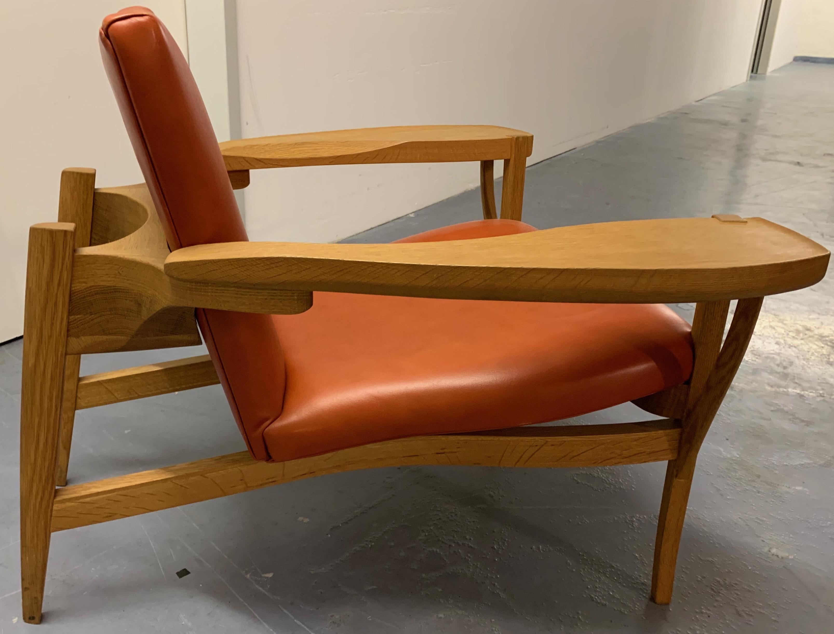 Outstanding Cabinetmakers Lounge Chair and Sidetable For Sale 10