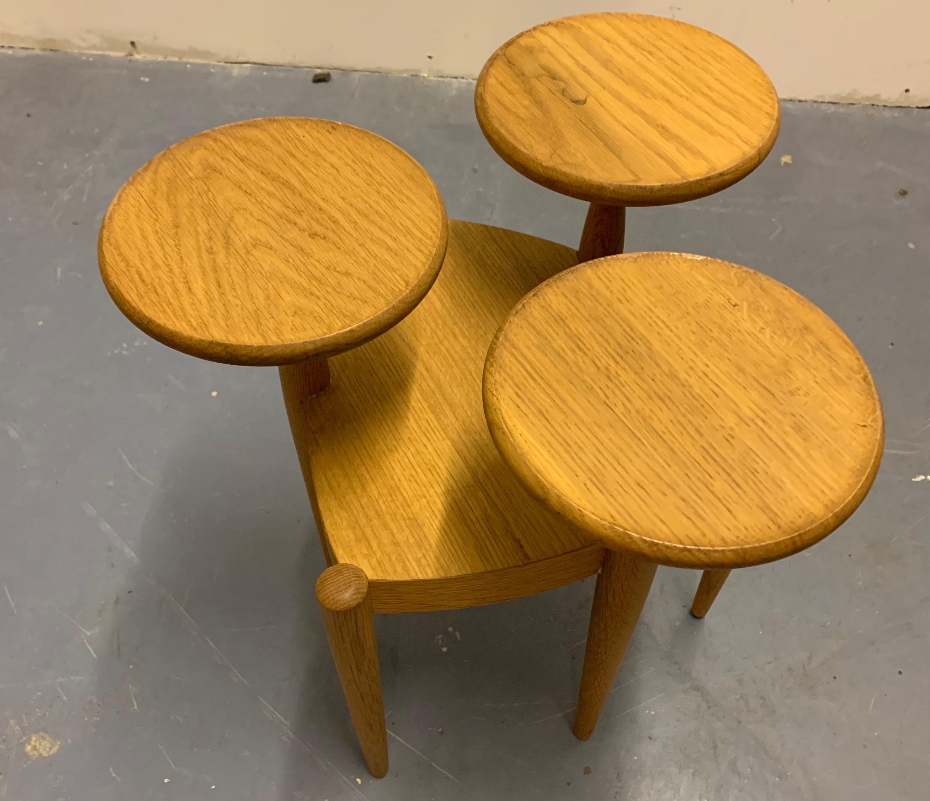 Outstanding Cabinetmakers Lounge Chair and Sidetable For Sale 1