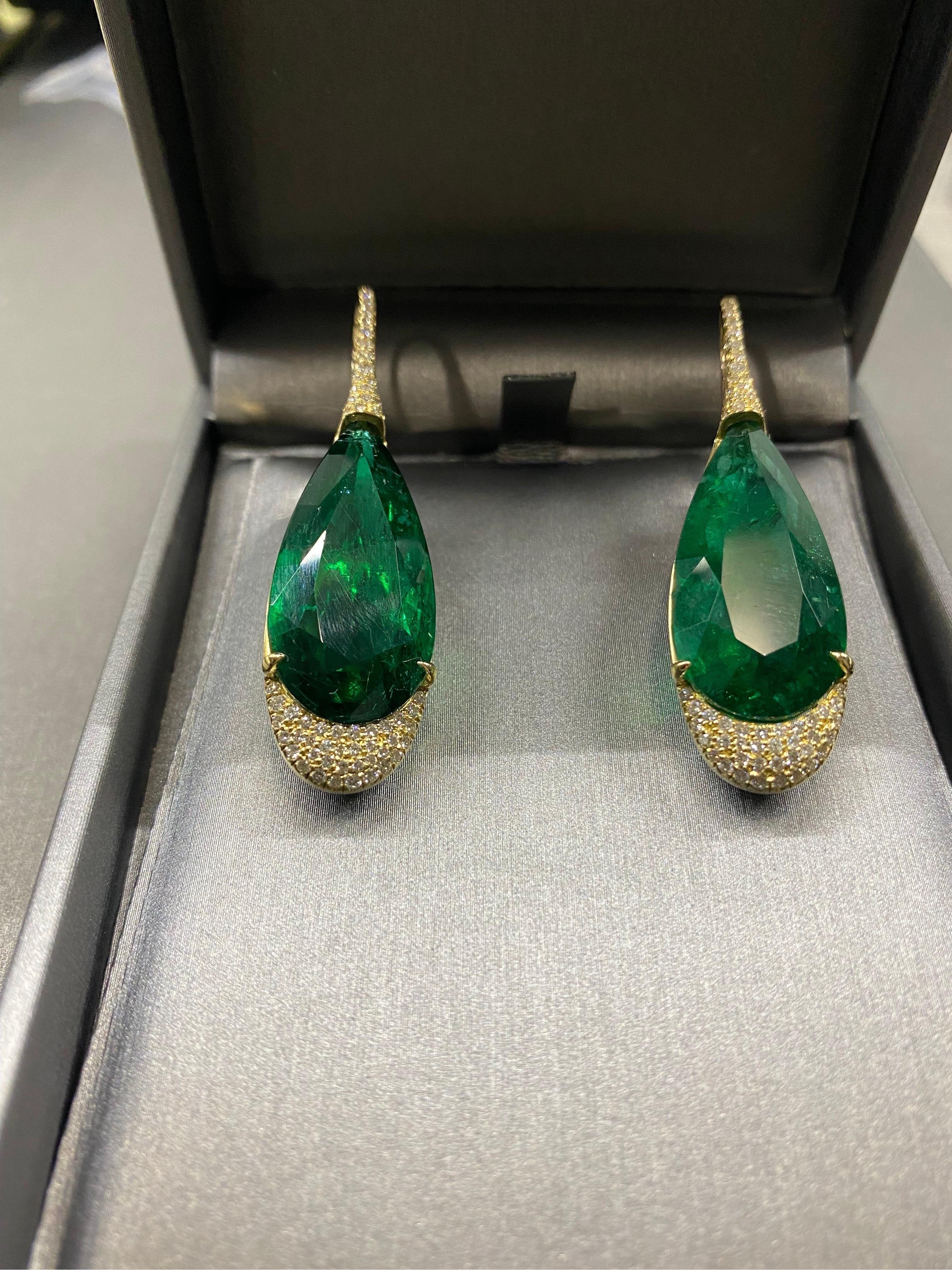 Men's Mindi Mond Certified 31.29 Carat Natural Zambian Emerald Diamond Drop Earrings For Sale
