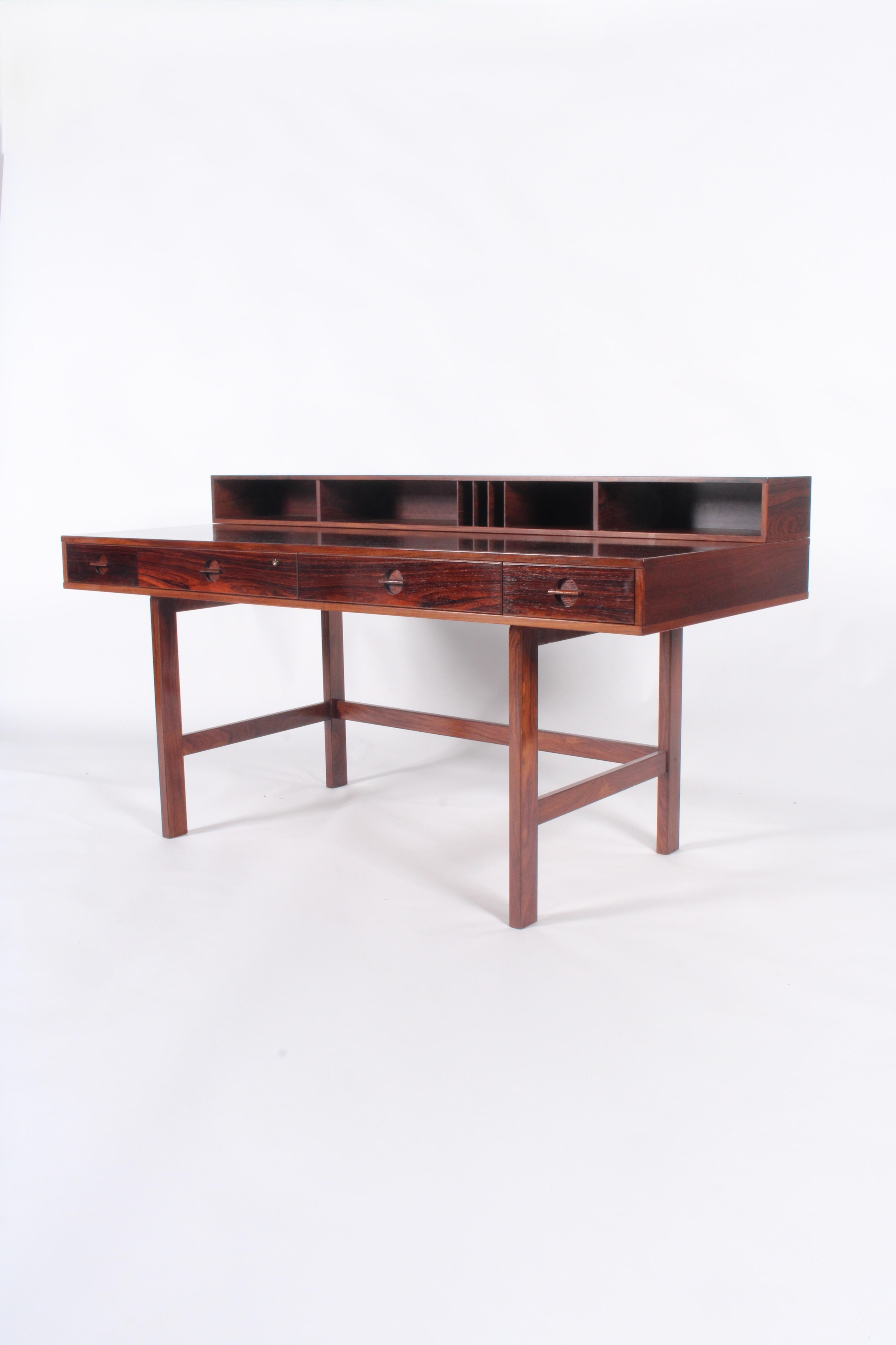 Outstanding Danish Mid Century Flip Top  Executive Desk By Peter Lovig Nielson In Good Condition For Sale In Portlaoise, IE